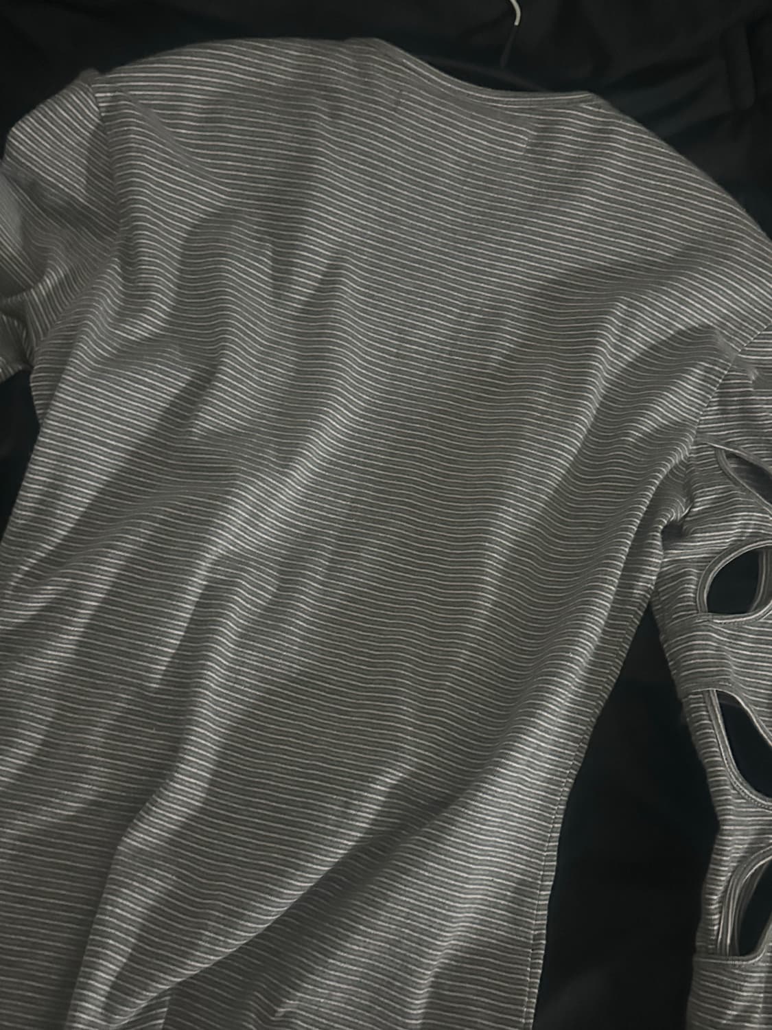 오들리워크샵 컷아웃티 [핑크/회색] 상품이미지2