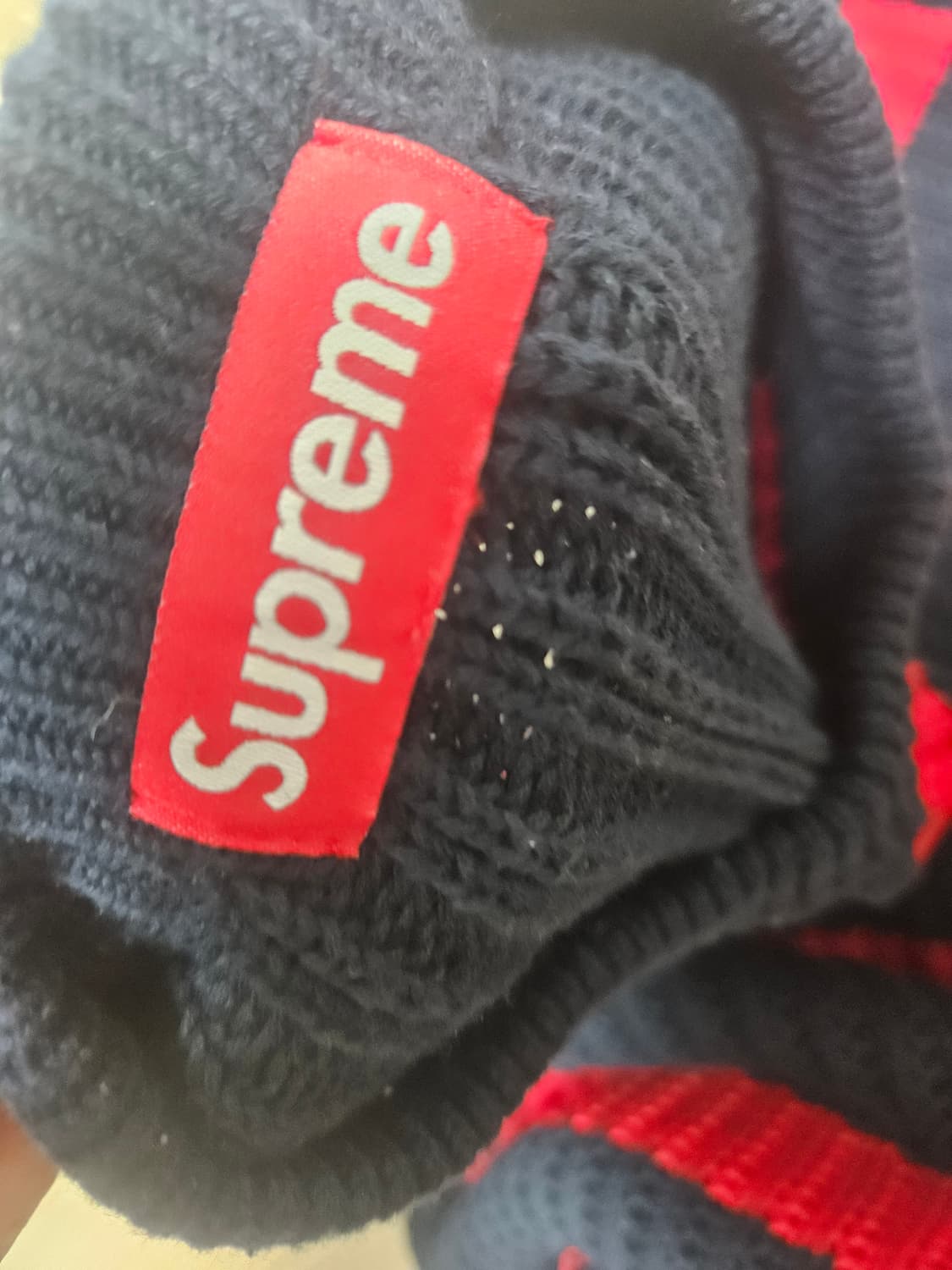 슈프림 루즈 게이지 스트라이프 스몰 박스 스웨터 네이비 - 25SS 상품이미지3