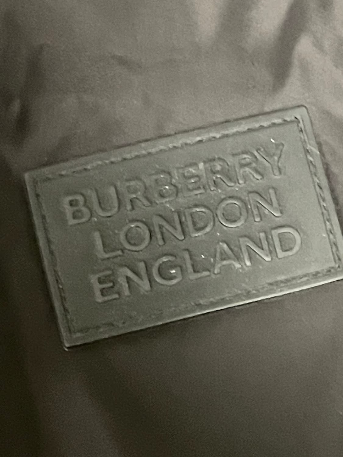 [ S ] 버버리 리버시블 체크 바람막이 자켓 새상품급 상품이미지3