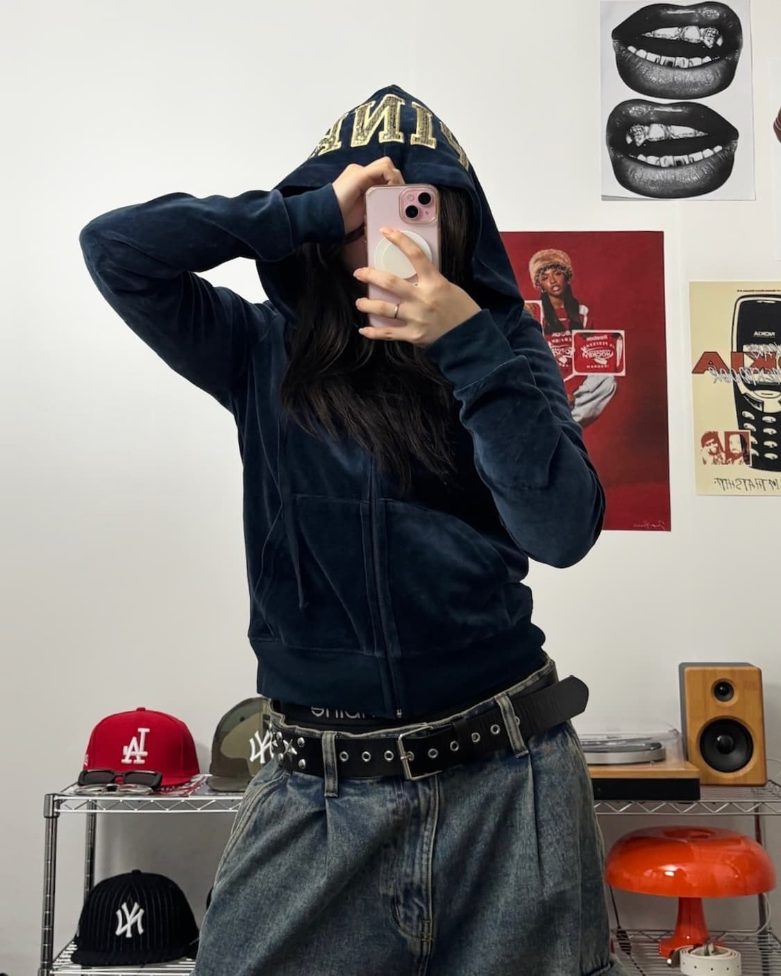 PINK 후드 스팽글 로고 벨벳 후드집업 상품이미지3