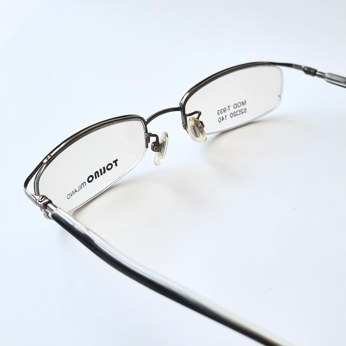 데드스탁 긱시크 반무테 슬림 메탈 안경테 641 상품이미지4