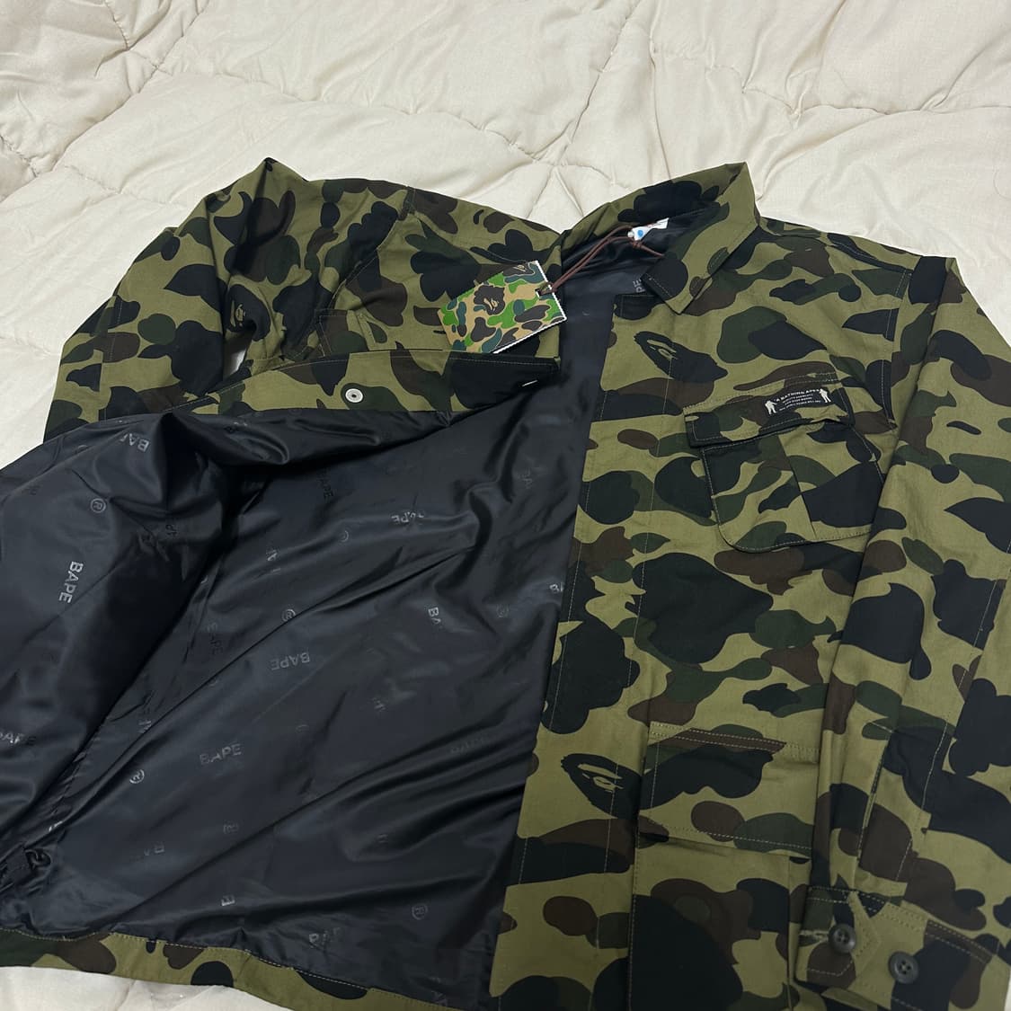 BAPE 베이프 카모 자켓 160 사이즈 (여성 44-55) 상품이미지4