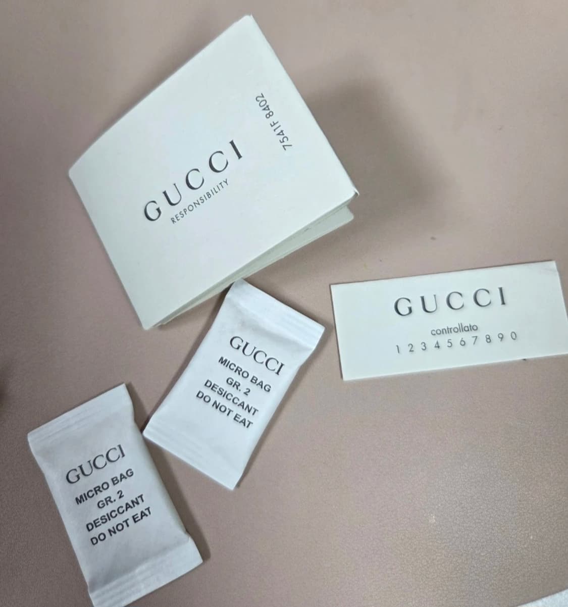 구찌 GG 마몬트 미니체인크로스백 497985 상품이미지4