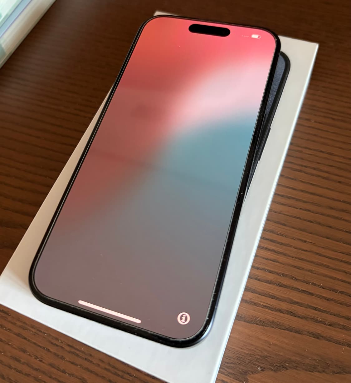아이폰 15 Pro 블루 티타늄 상품이미지2