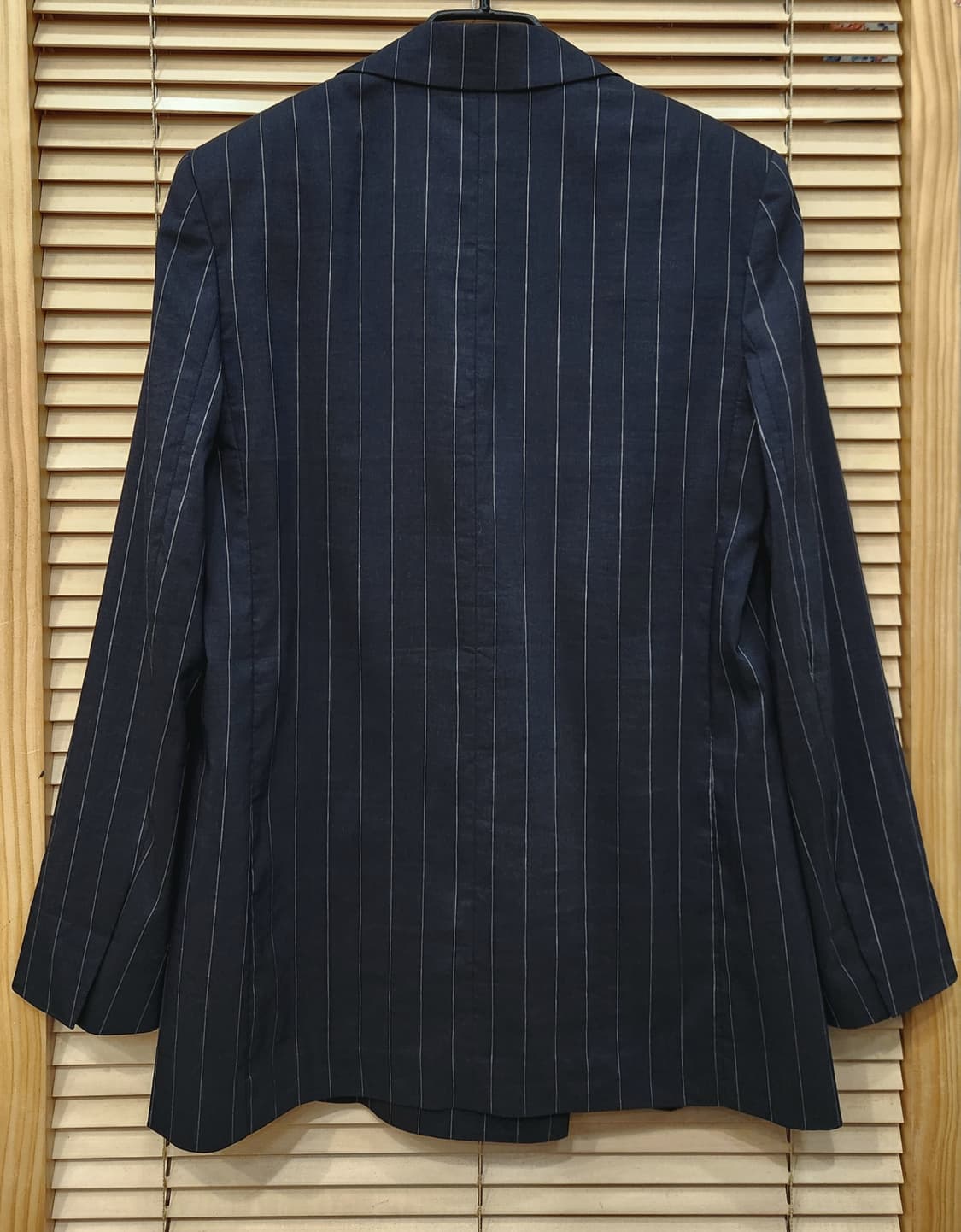 띠어리 금장더블 여성 린넨자켓 상품이미지2