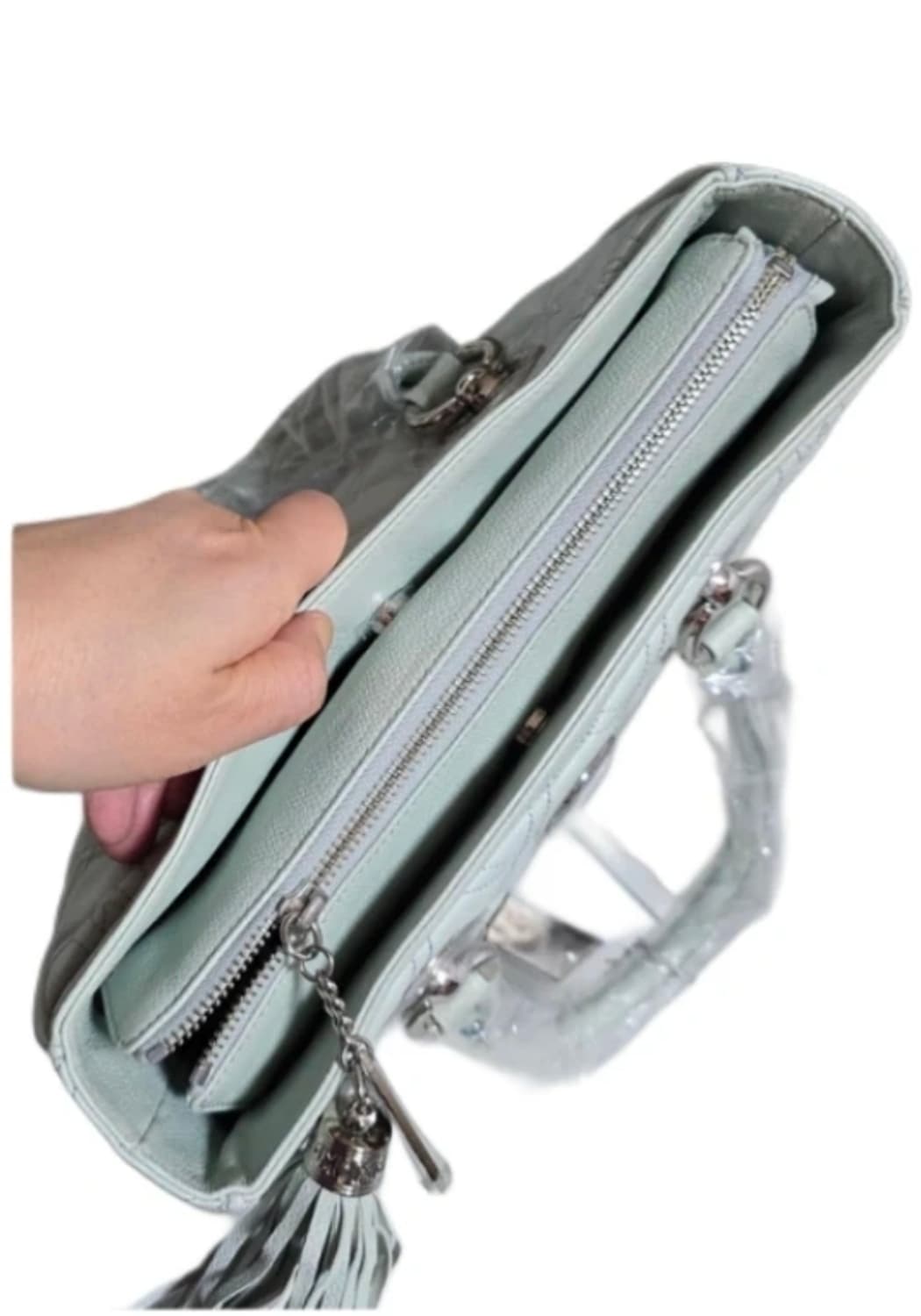 정품     메트로시티   캐비어가죽 참 키링 토트백 상품이미지4