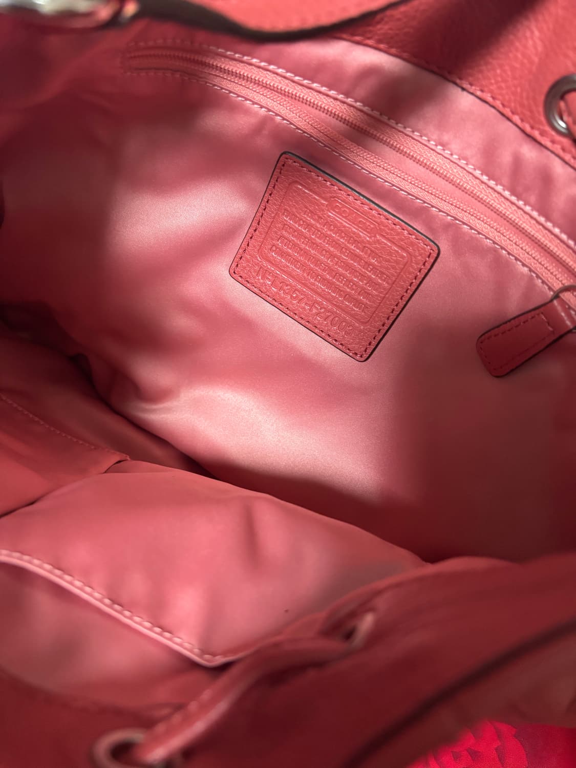 히메갸루 코치 핑크 코랄 숄더백 상품이미지2