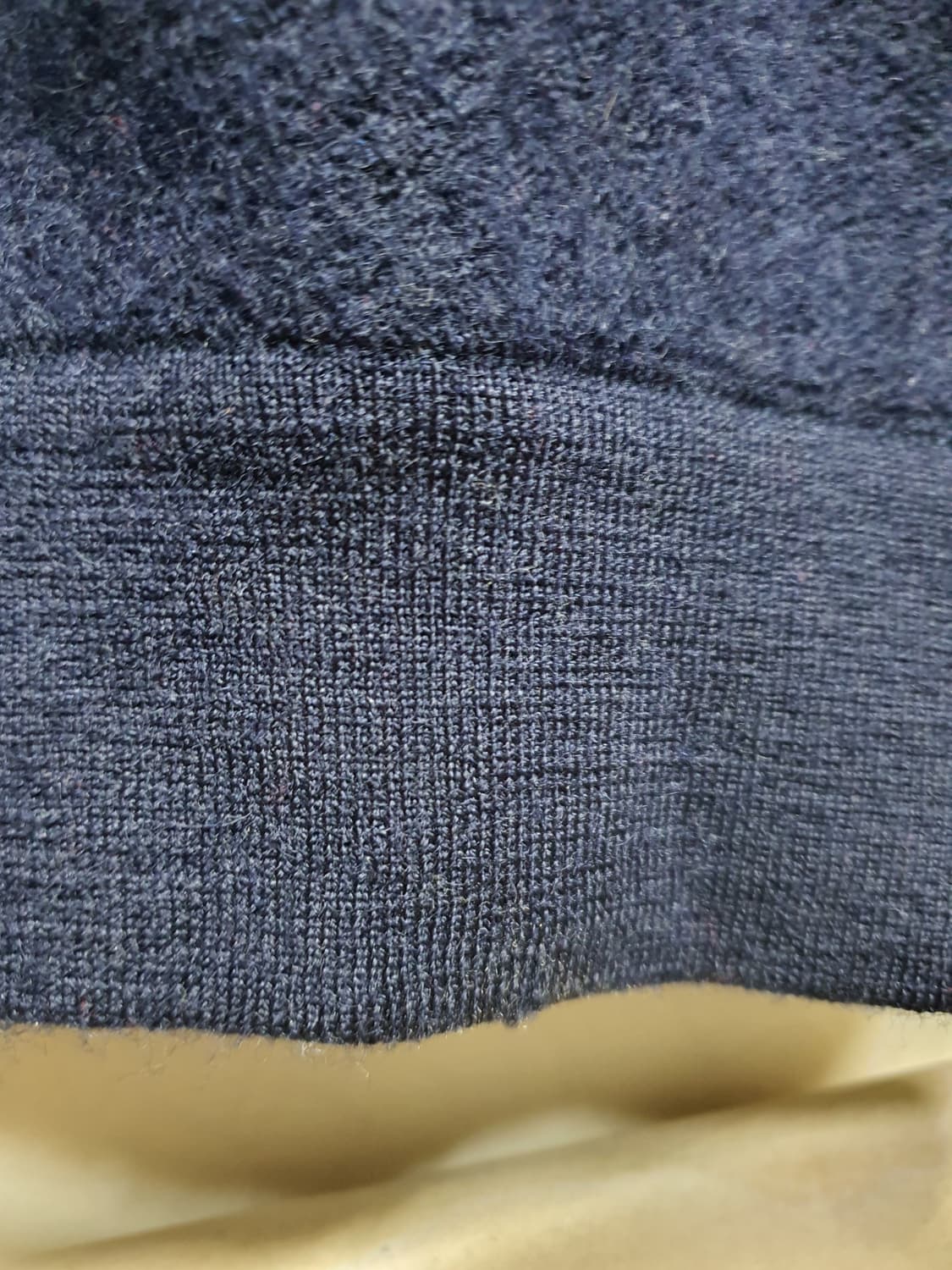 라코스테 클래식 여성 울 크롭 스웨터 XS 상품이미지5