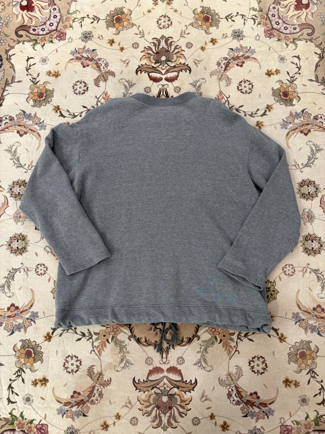 이세이미야케 스포르팅기어 하이 빅로고 맨투맨 상품이미지2