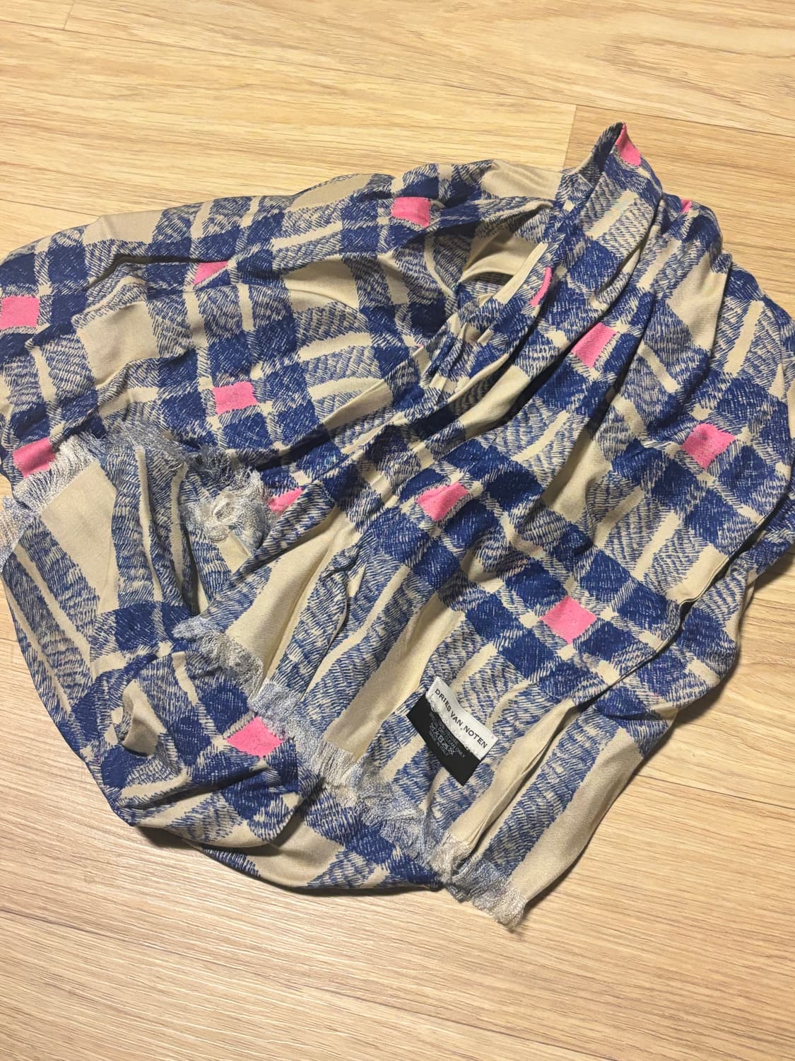 드리스반노튼 스카프  상품이미지1