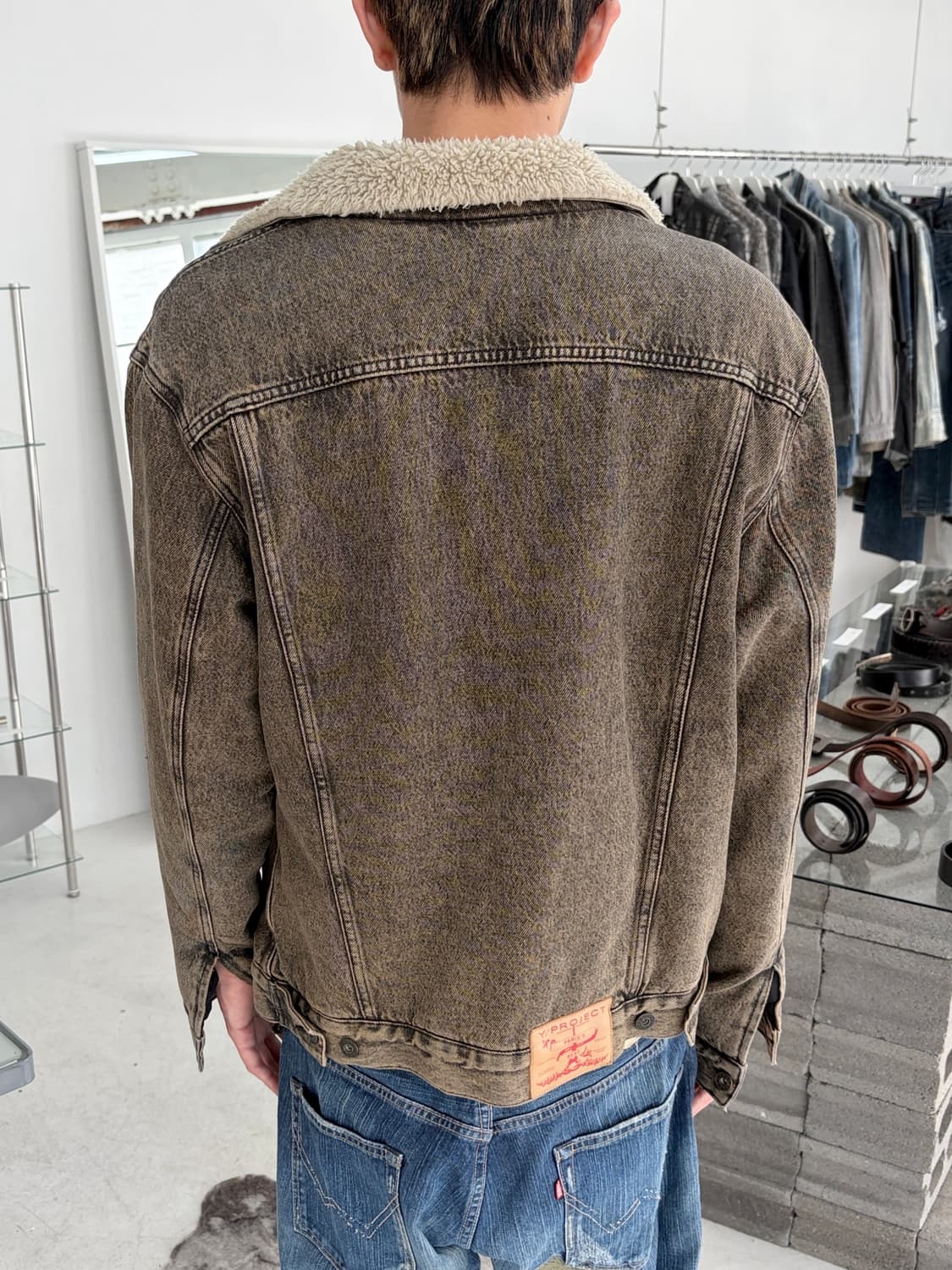 와이프로젝트 비대칭 시어링 데님 자켓 상품이미지4