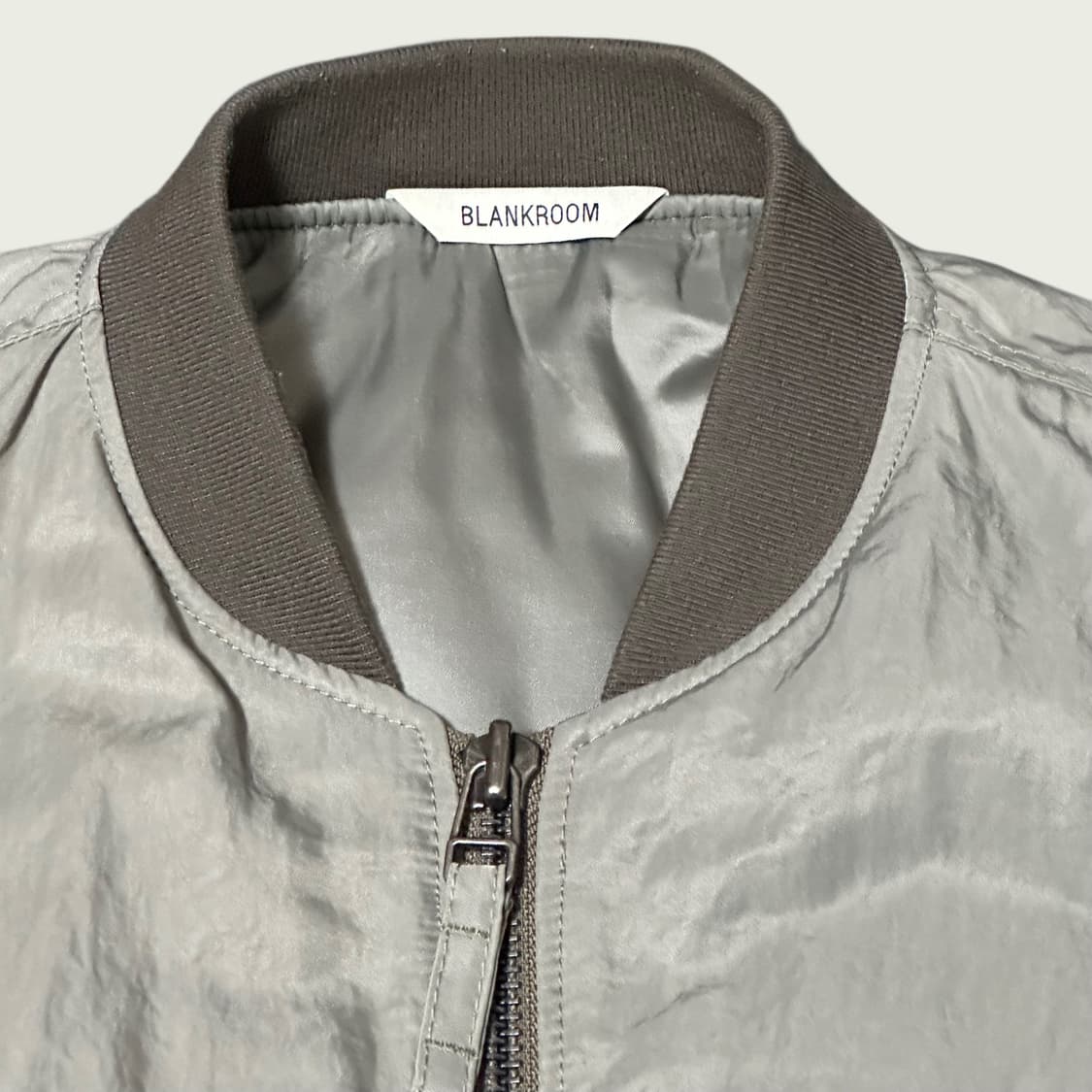 블랭크룸 나일론 ma-1 올리브 상품이미지4