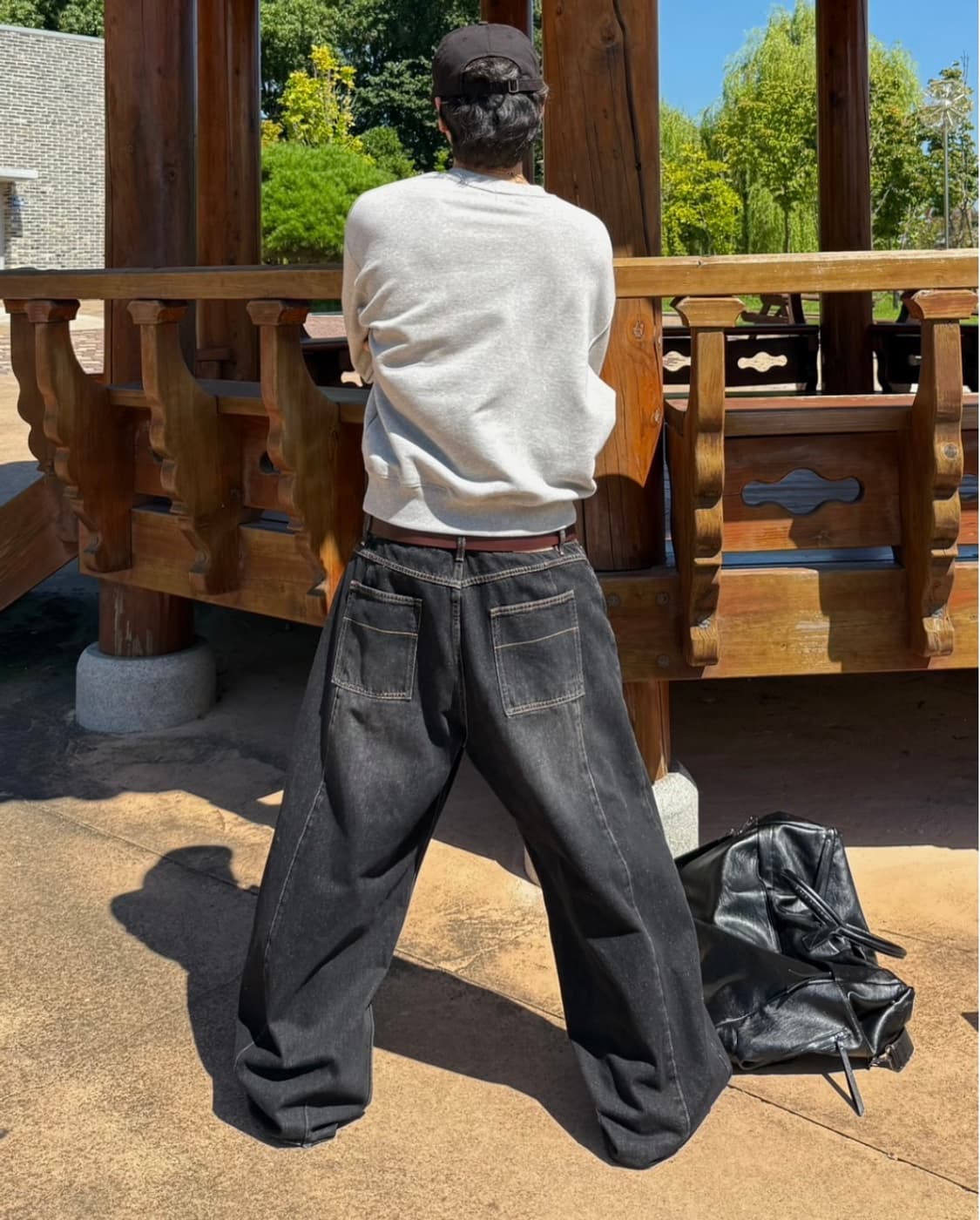 배기핏 커브드 워싱 데님 팬츠  상품이미지2