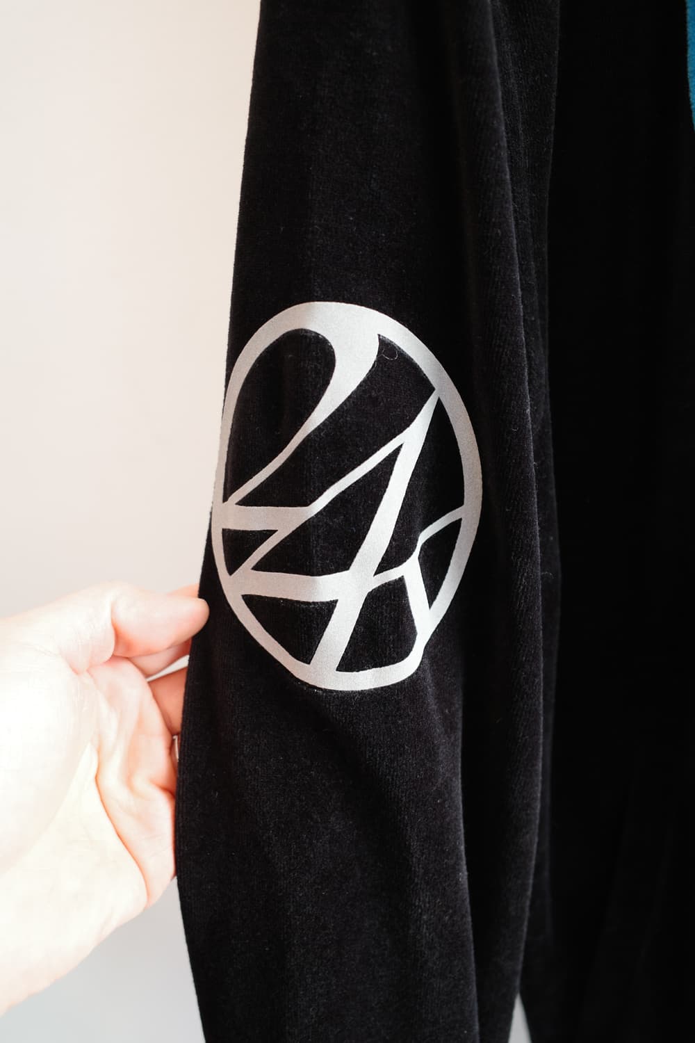 24karats JSB ZERO tour 벨벳 투웨이 집업 상품이미지5