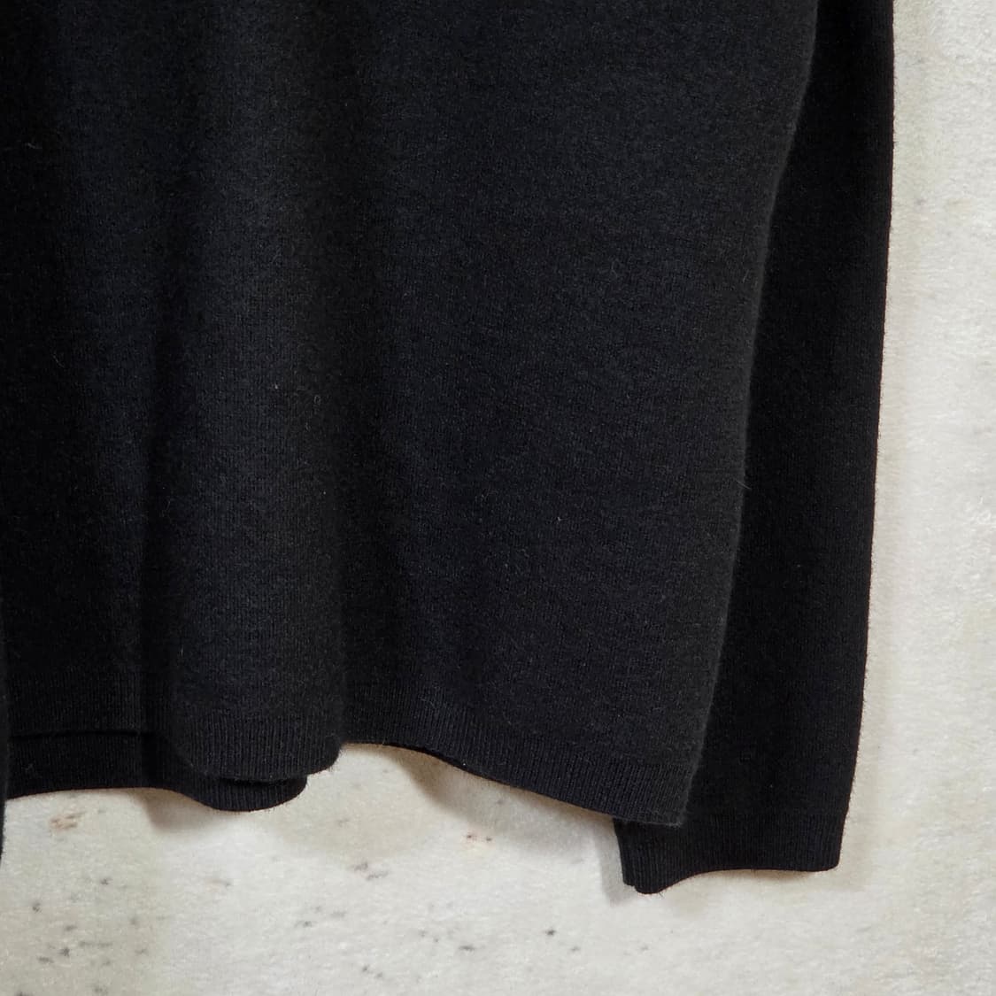 무신사 무지 도톰 블랙 니트 상품이미지3