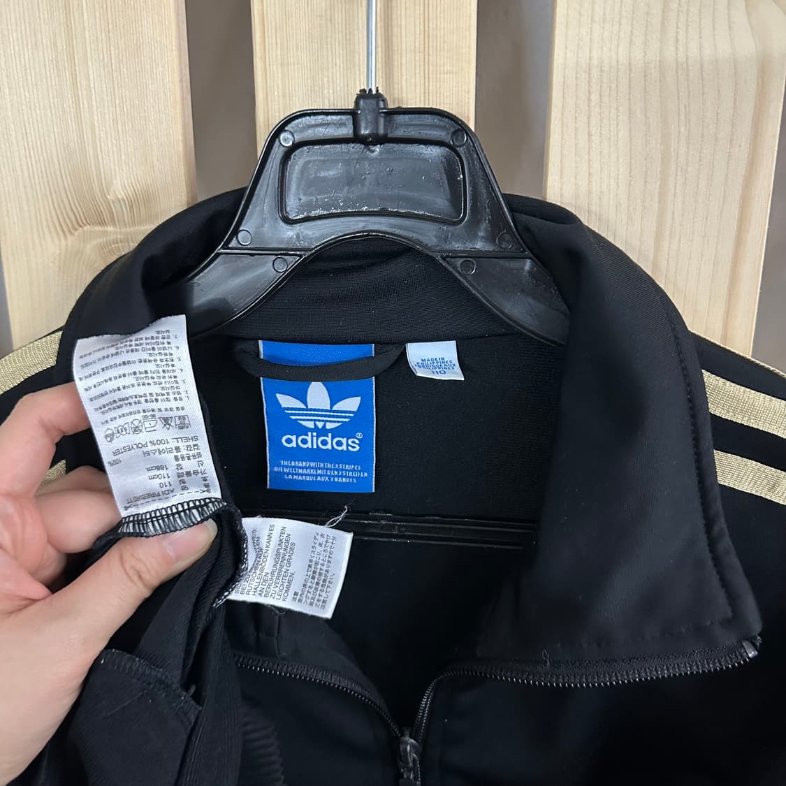 110) 아디다스 파이어버드 블랙 골드 져지 트랙탑 상품이미지4