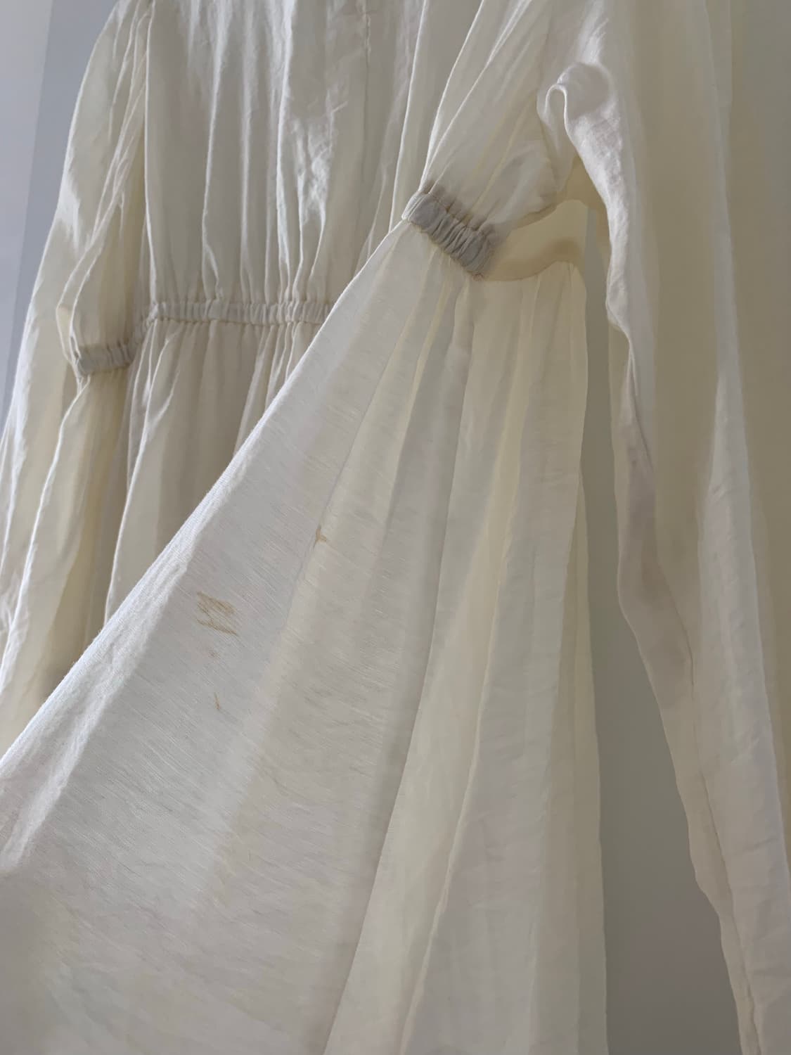 아이보리 러플 블라우스 상품이미지4