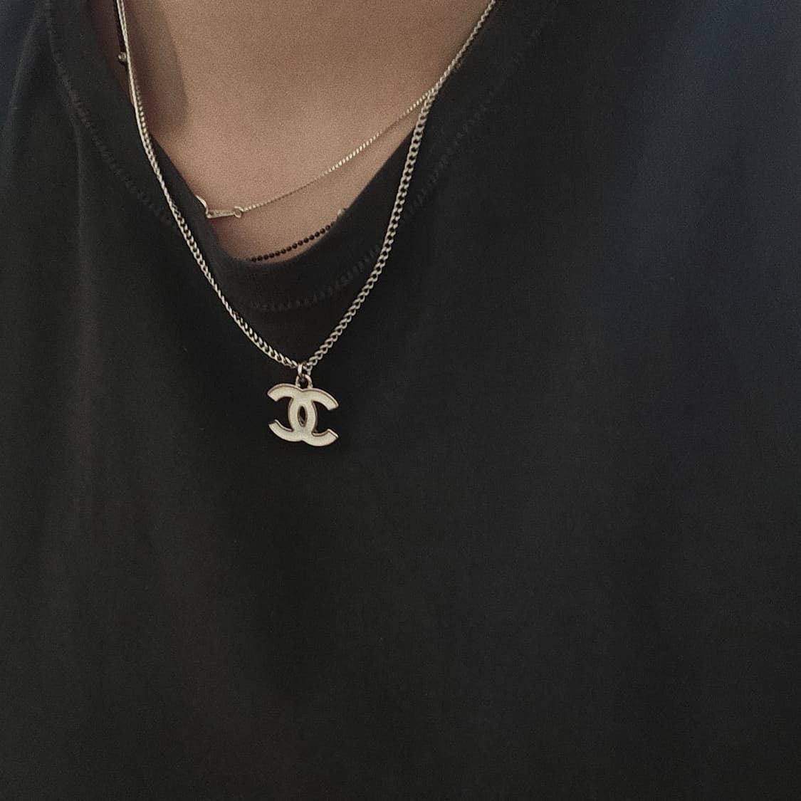 샤넬 빈티지 업사이클링 목걸이 화이트 CC로고 남자 목걸이 남여공용 상품이미지1