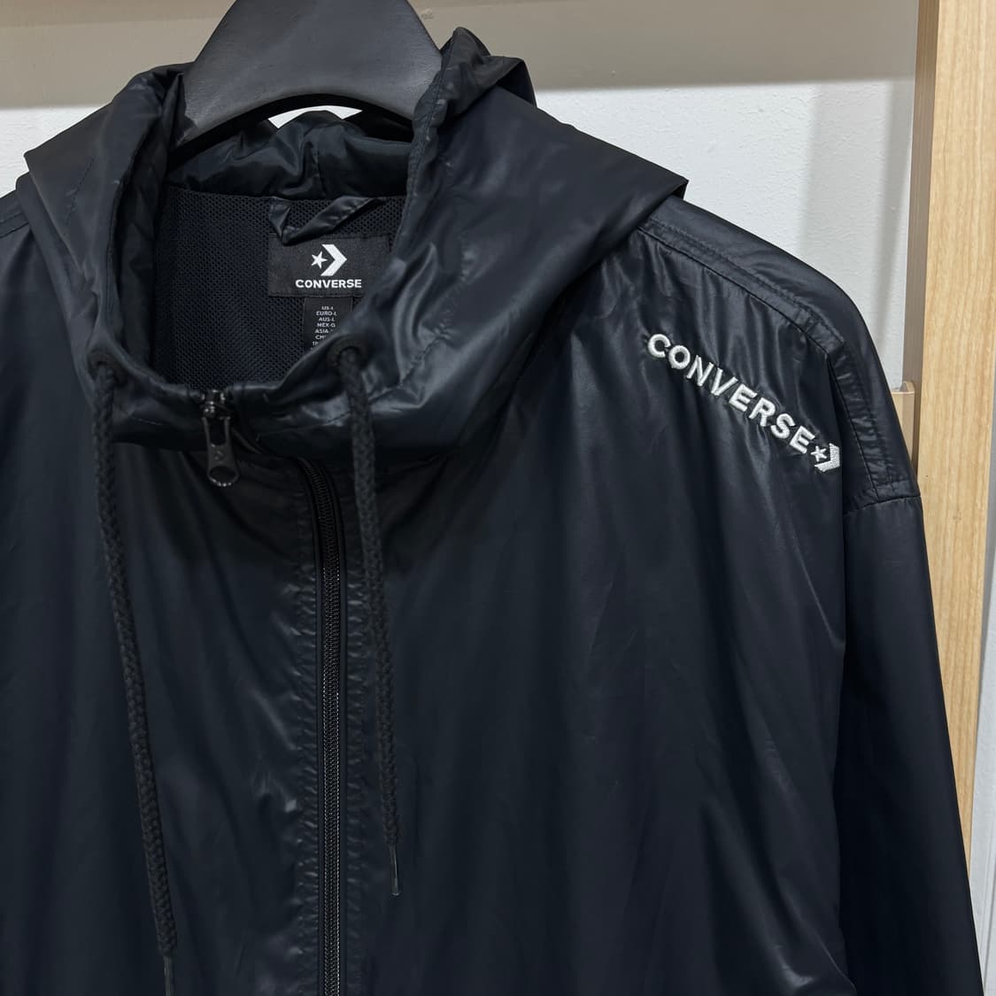 컨버스 빅로고 후디 바람막이 상품이미지2