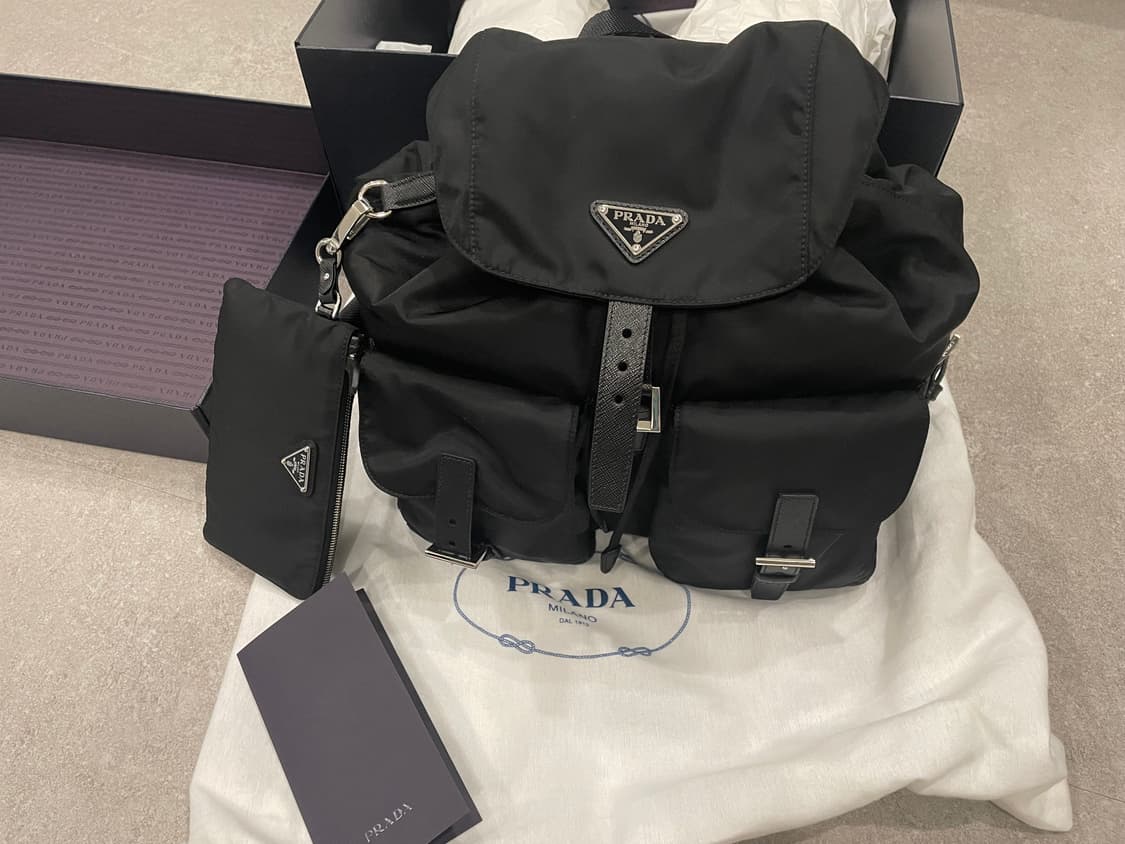 프라다 백팩 미디움 상품이미지2