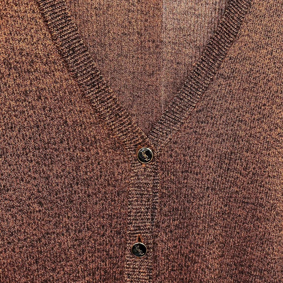 입생로랑 로고 버튼 가디건 상품이미지4