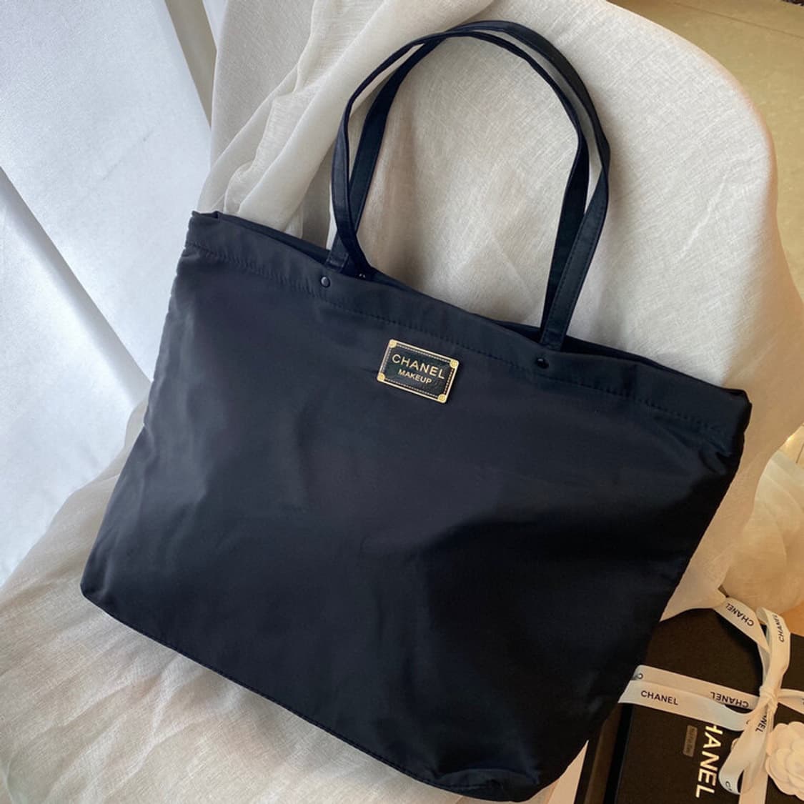 샤넬 메이크업 나일론 토트백  상품이미지2