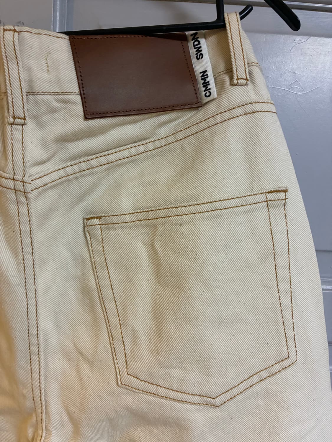 커먼스웨덴 부츠컷팬츠31 백아이보리 상품이미지3