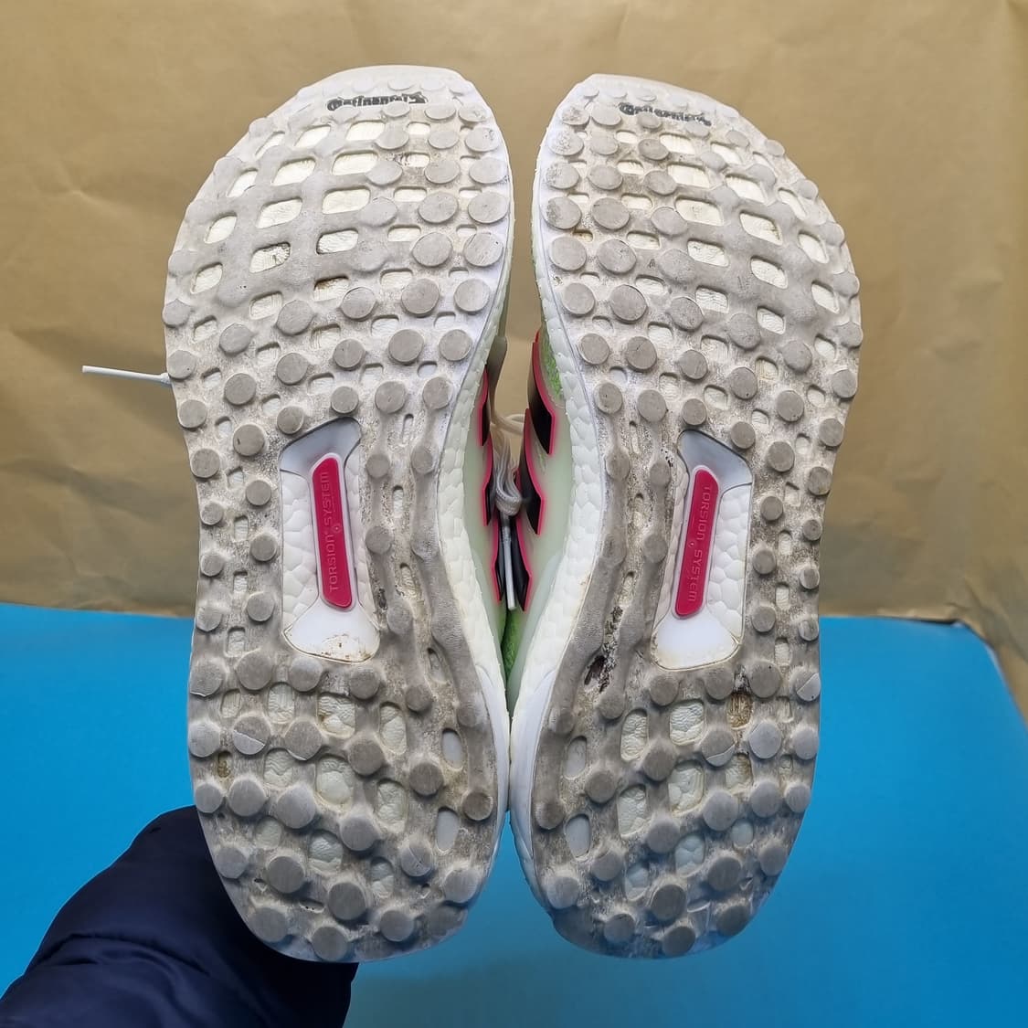 아디다스 울트라부스트5.0DNA 운동화245. 상품이미지3