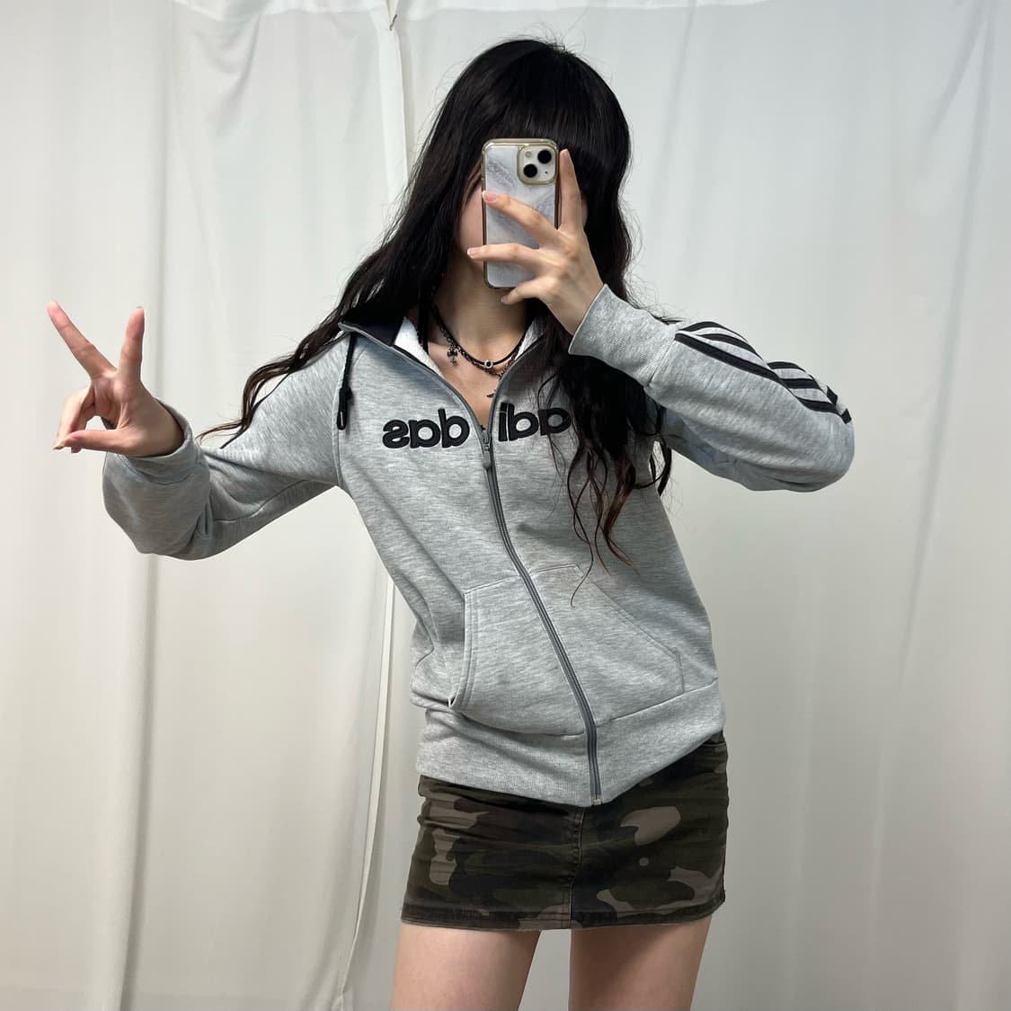 Adidas grey hood zip-up 상품이미지1