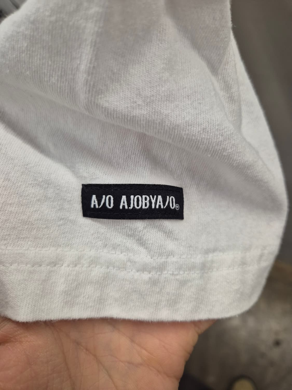 AJOBYAJO 화이트 로봇 그래픽 반팔티 상품이미지4
