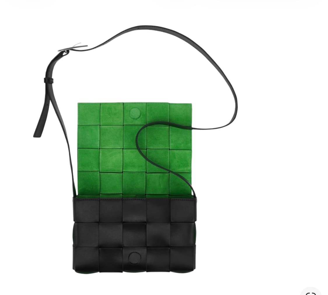 보테가베네타 레더 카세트백 블랙 패러킷 상품이미지6