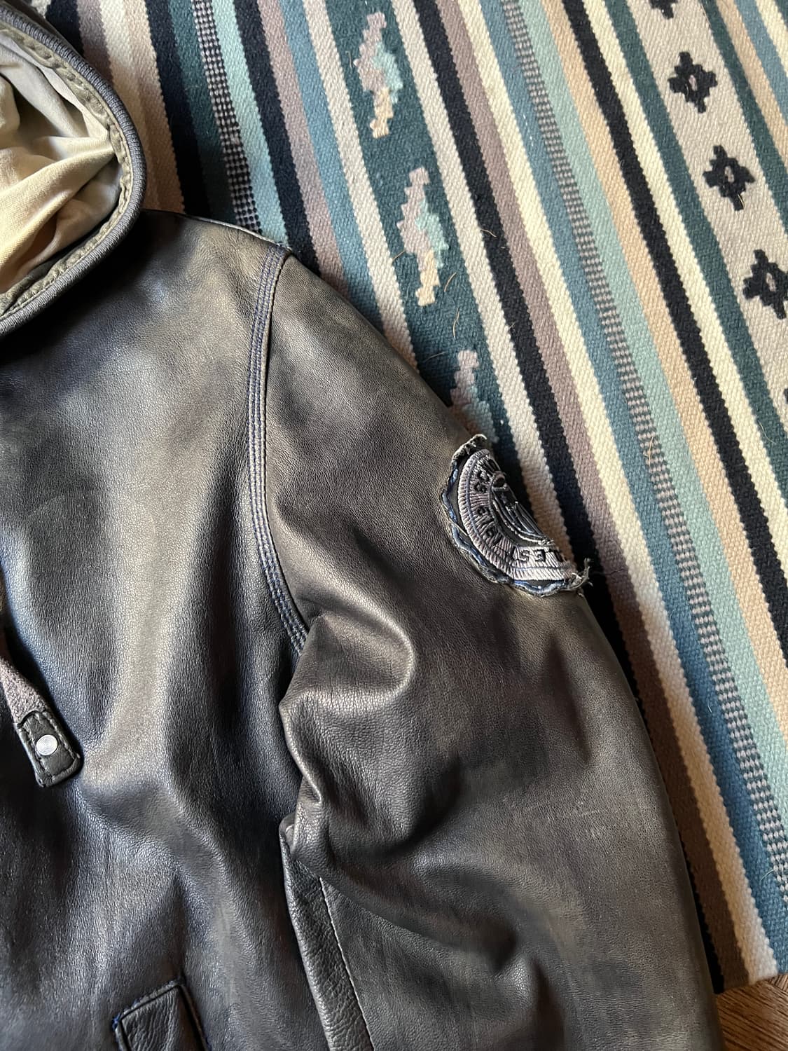 [L]SCHOTT USA 쇼트 램스킨 후드집업 레더 자켓 상품이미지4