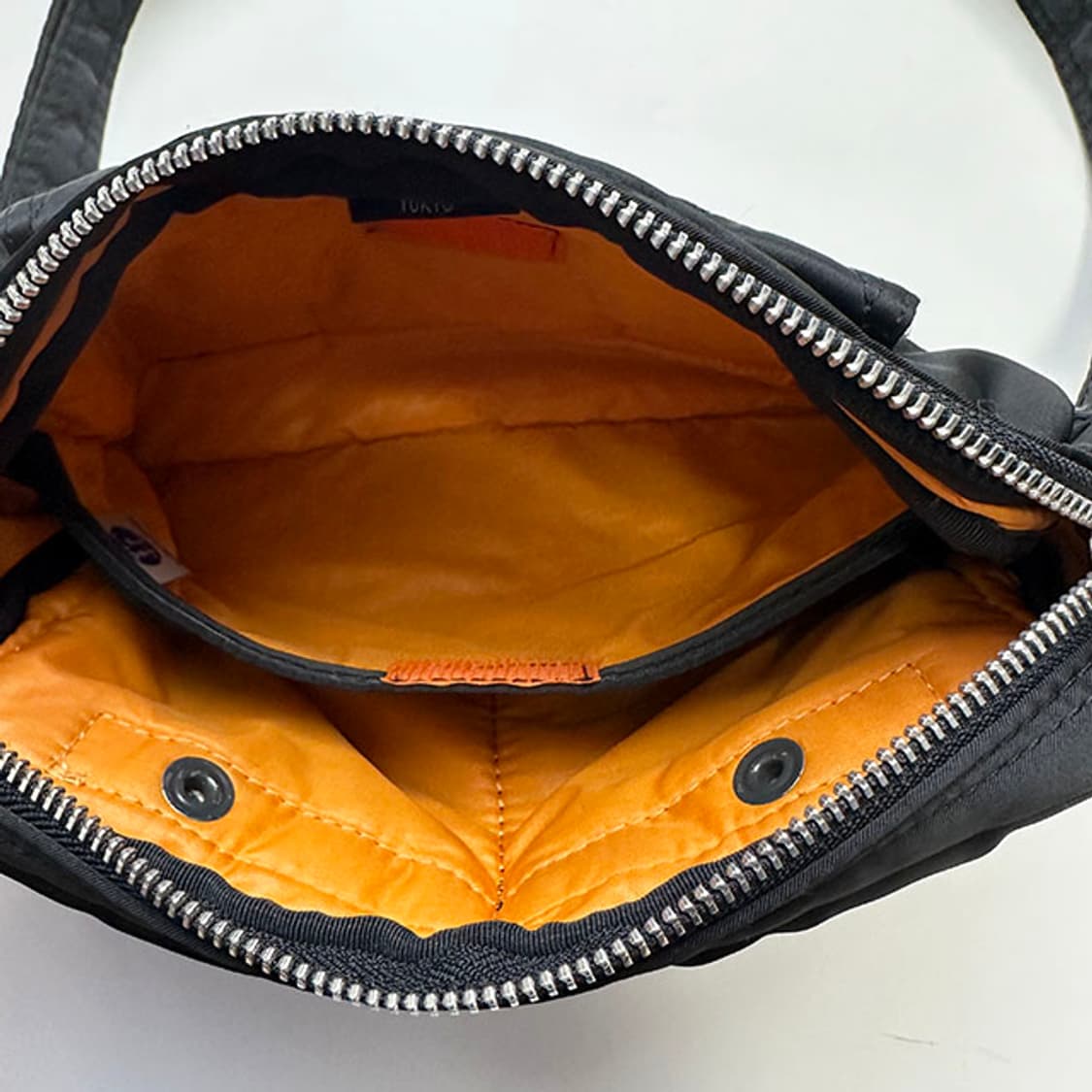 PORTER TANKER SHOULDER BAG 포터 탱커 숄더백 상품이미지9