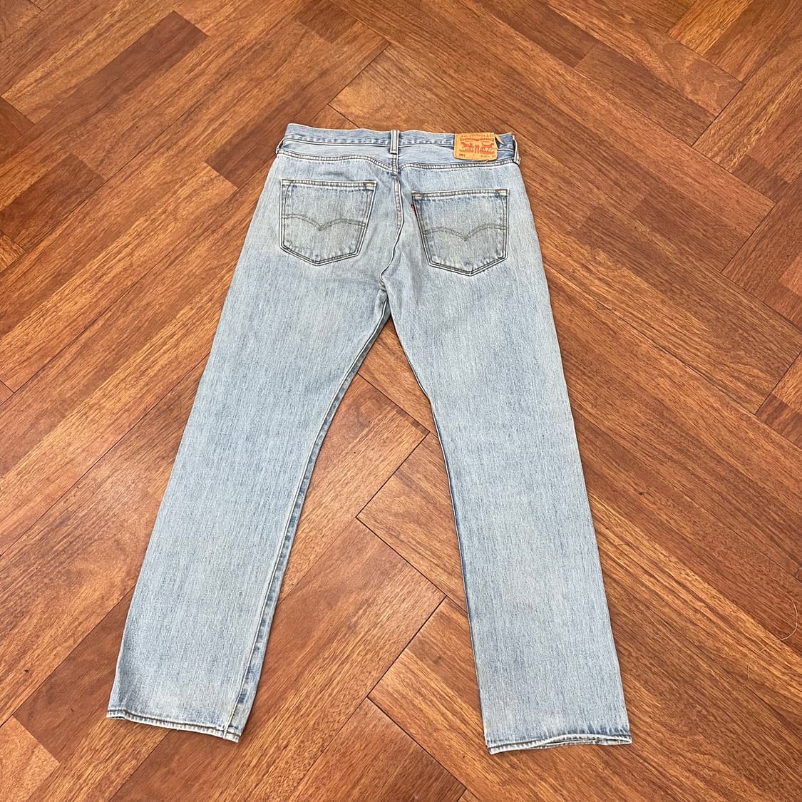 리바이스 501 연청 데님 팬츠 상품이미지2