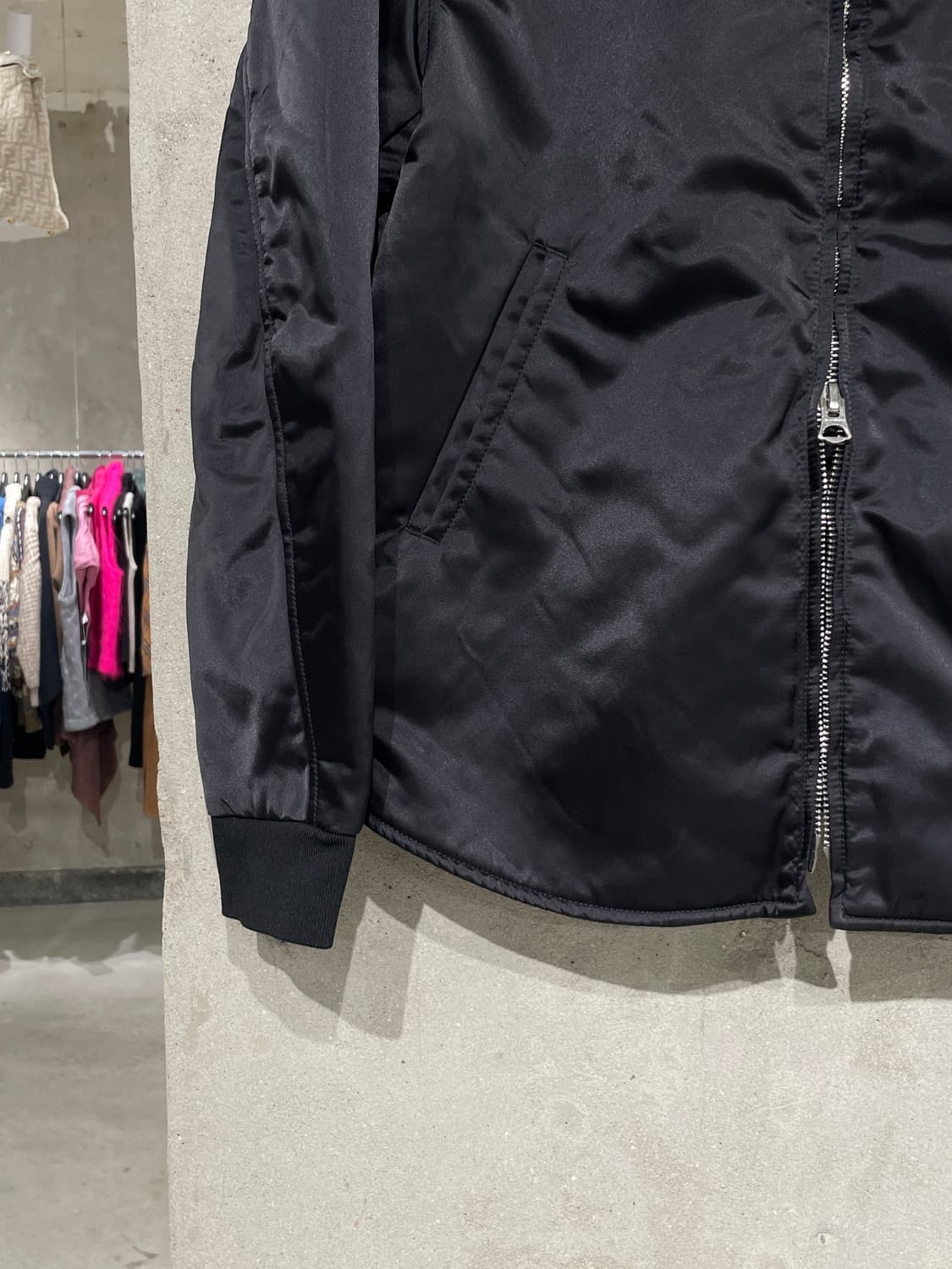 아크네 스튜디오 블랙 투 웨이 집업 나일론 봄버 자켓 상품이미지4