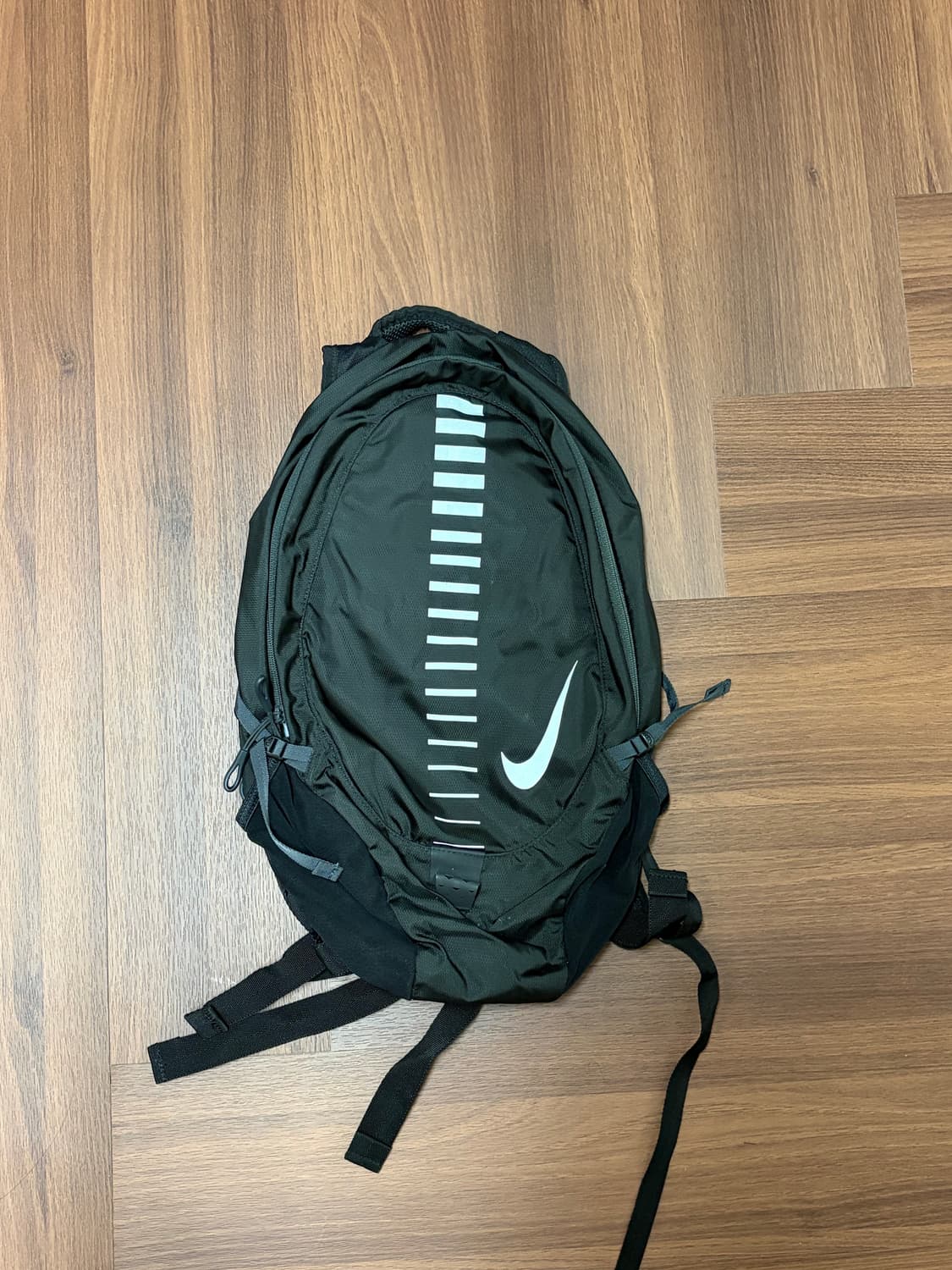 나이키 런디비전 러닝 가방 판매 상품이미지3