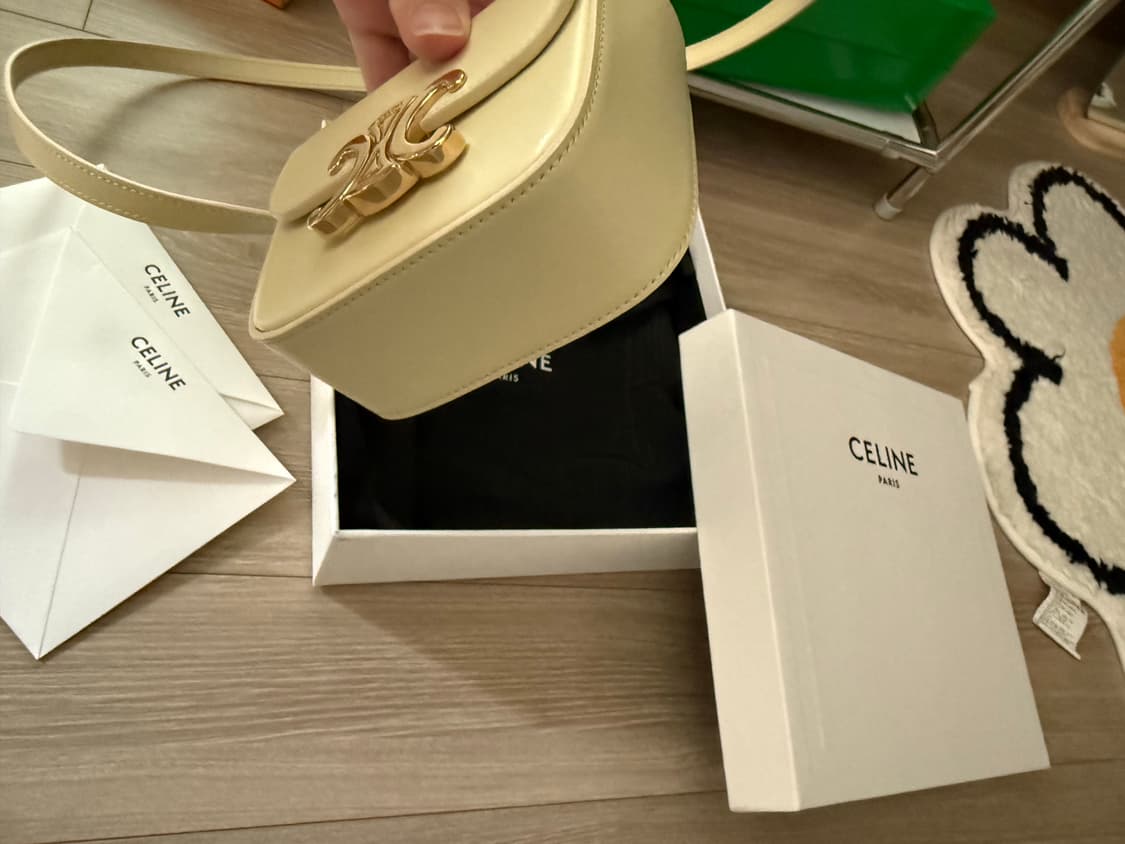 셀린느 미니클로드백 상품이미지7