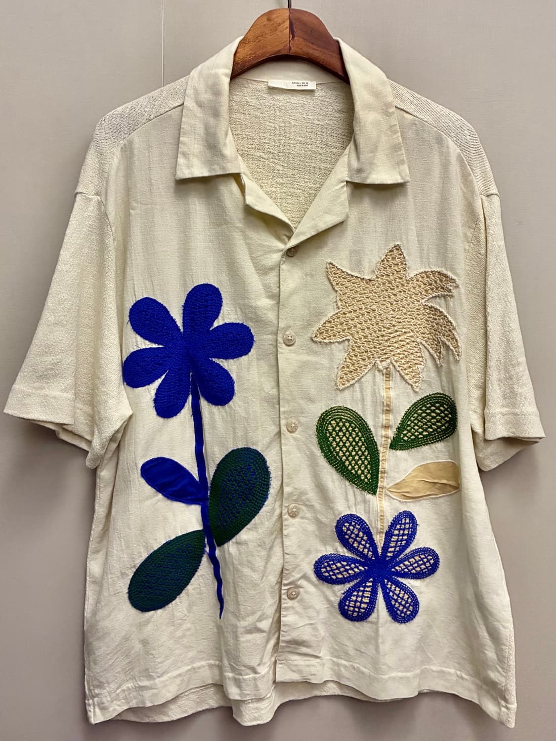 (L/103)ZARA 자라 리넨 플라워 패치 자수 오픈카라셔츠 상품이미지1