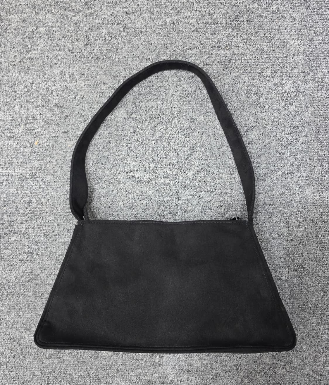 아디다스 라인스톤 스웨이드 숄더백 가방 상품이미지3