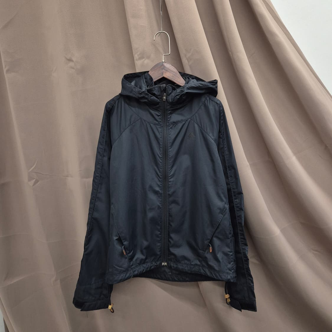 나이키 ACG 바람막이 자켓 85 상품이미지1