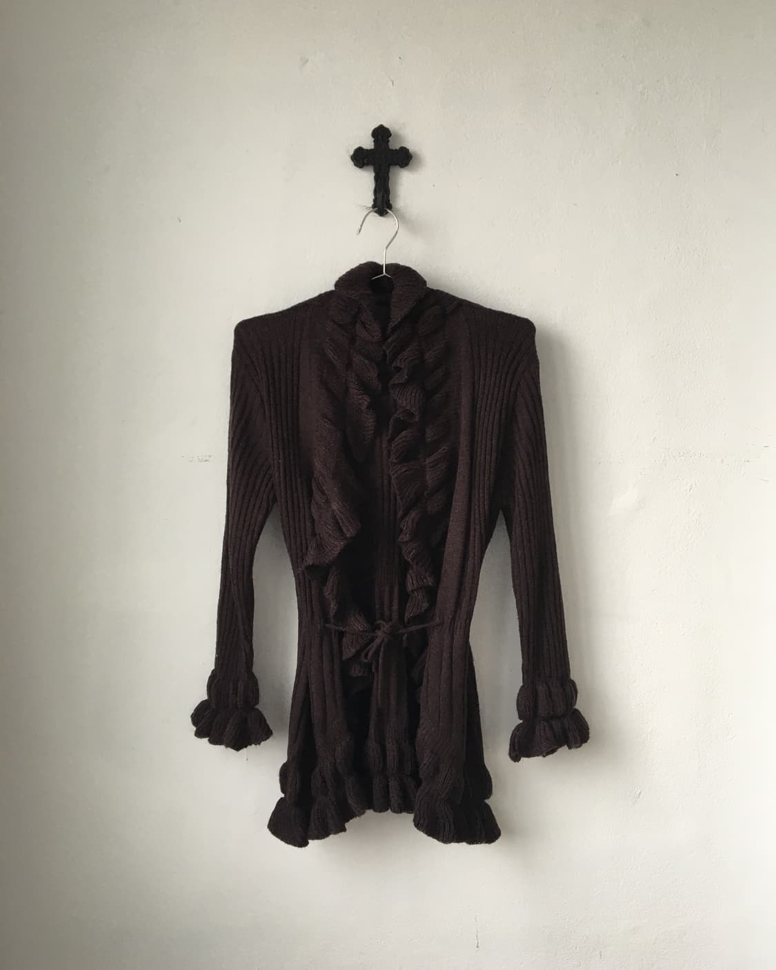 Ruffle point knit cardigan 상품이미지1
