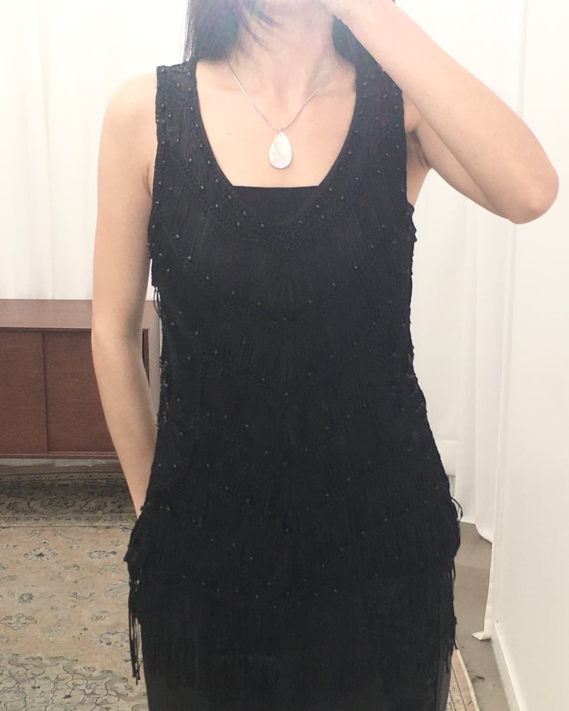 블랙 비즈 슬리브리스 상품이미지3