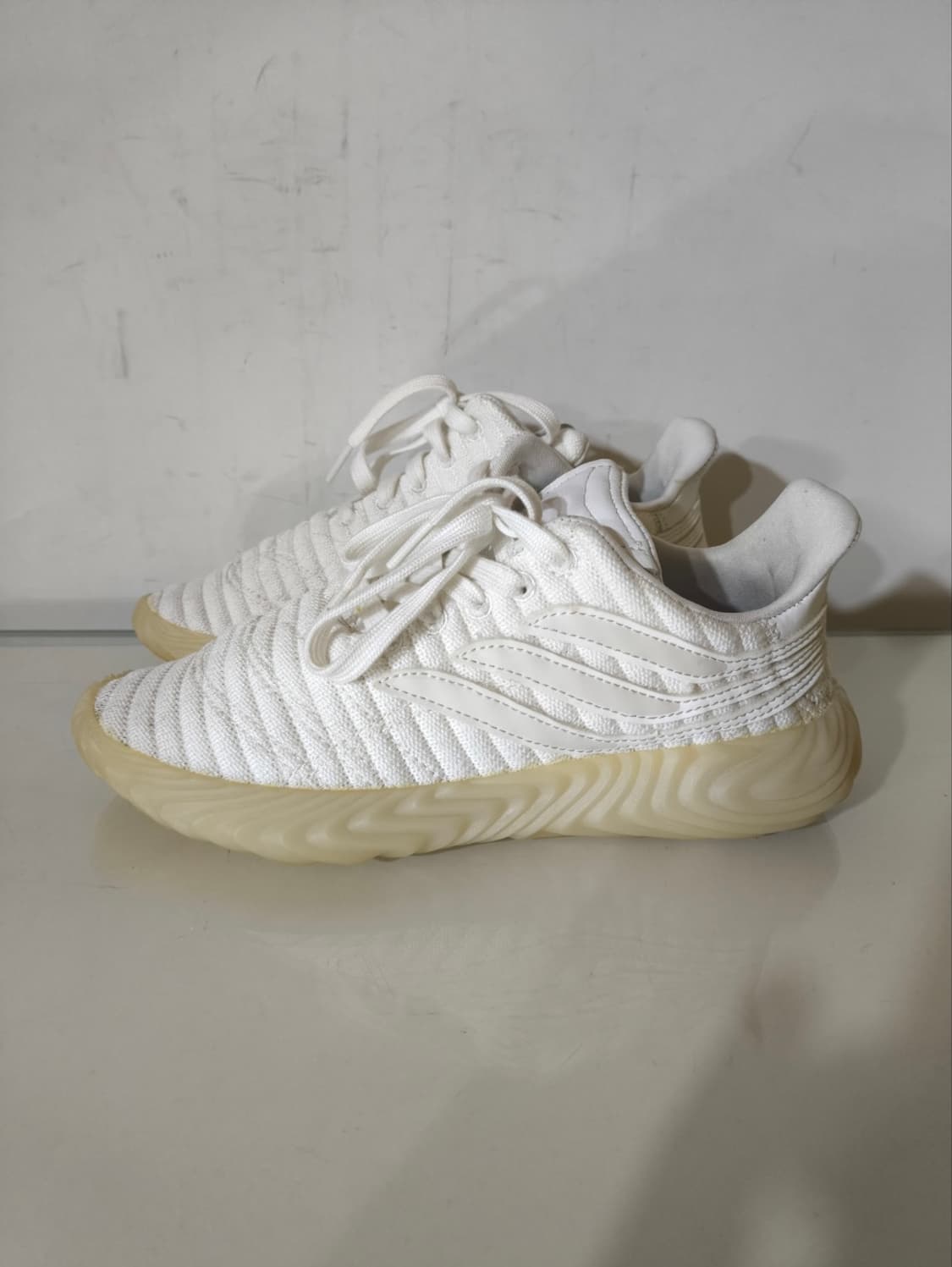 225mm 아디다스 소바코브 운동화 상품이미지1