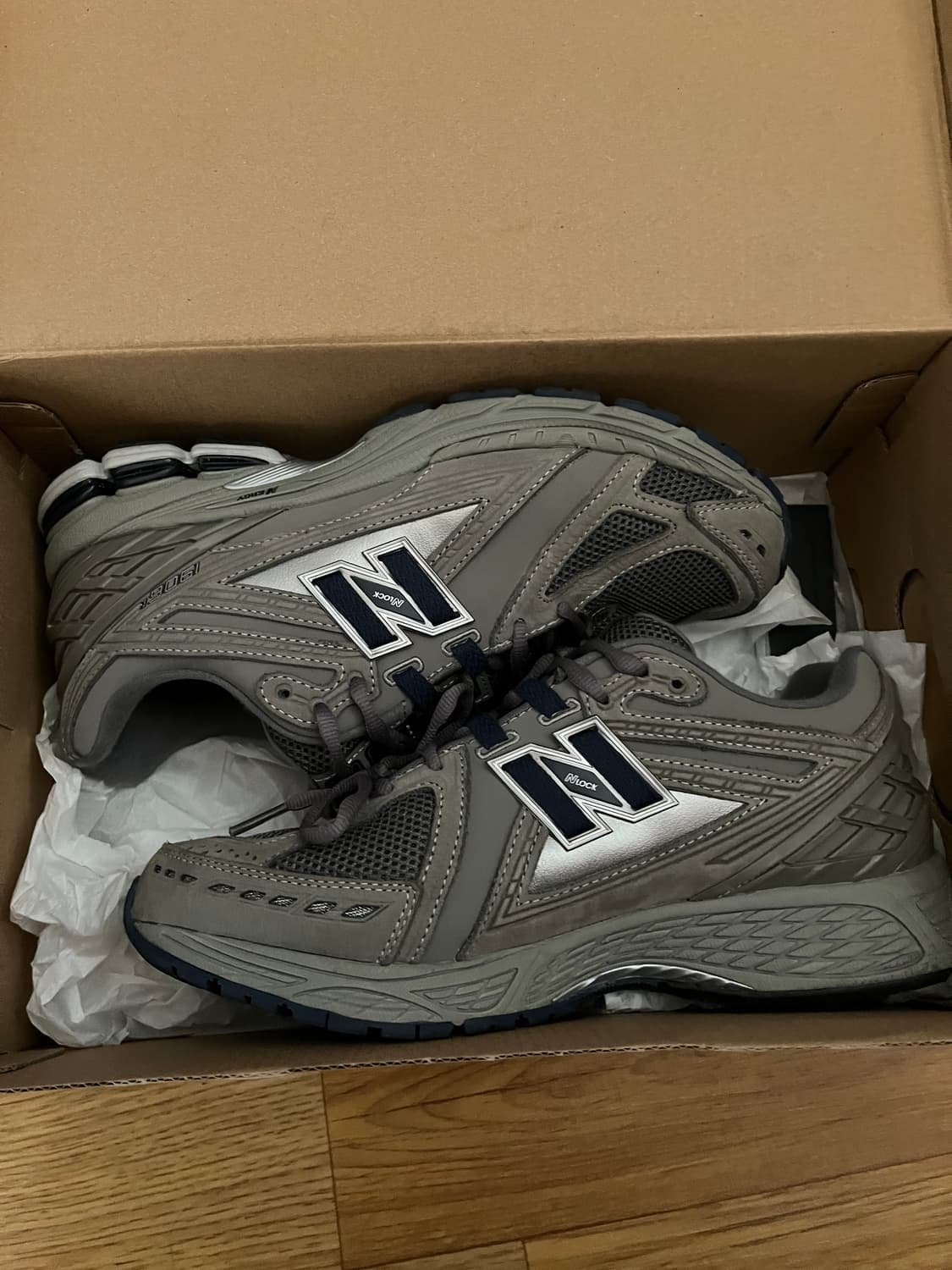 뉴발란스 1906r 챠콜그레이 270 상품이미지2