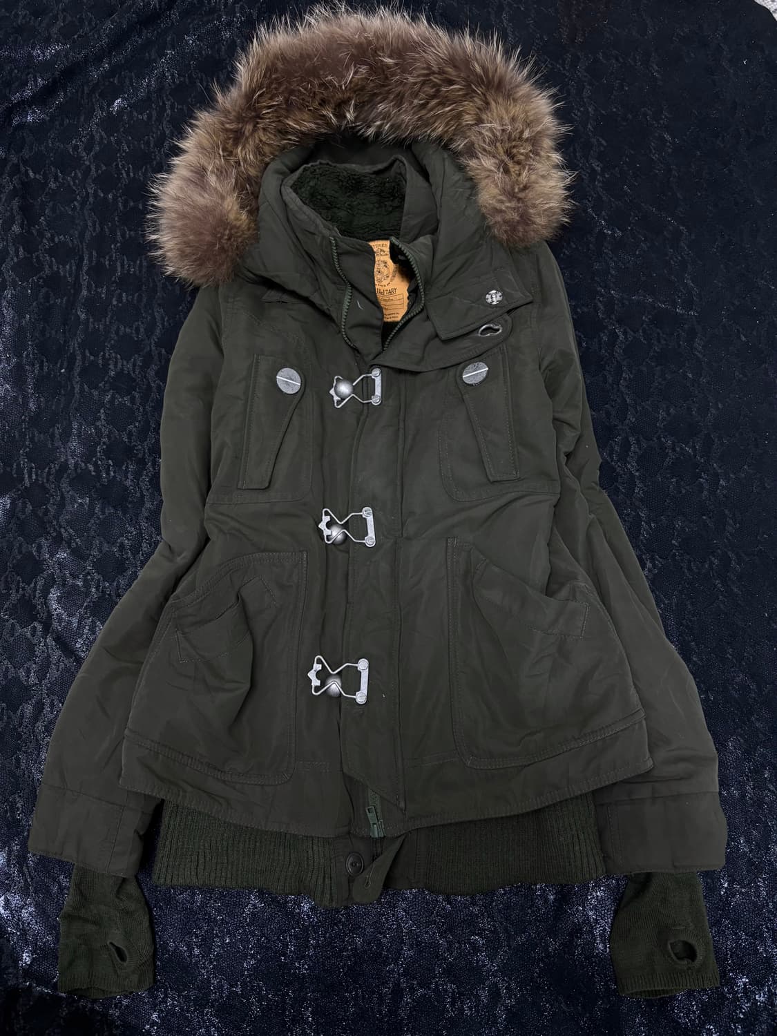 “SLY” 00’s Archive Racoon Fur Khaki Park 상품이미지5
