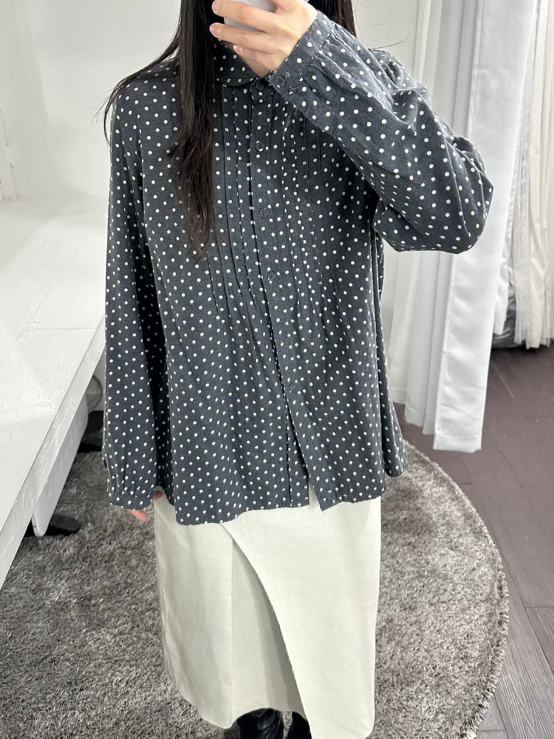 shuca dot pintuck shirt 상품이미지2