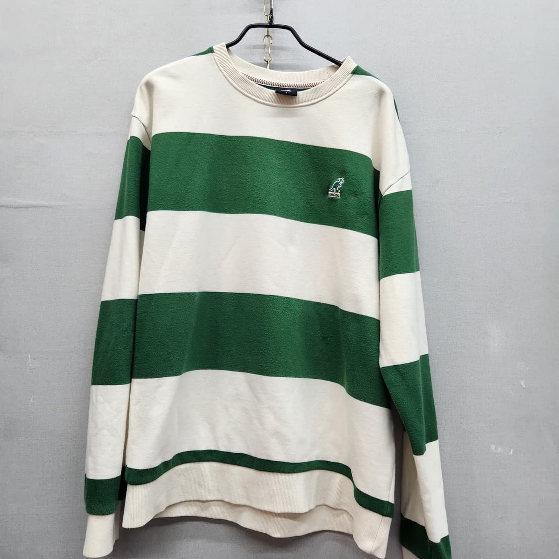 캉골 로고 스트라이프 럭비티 오버핏 맨투맨 S(XL) 상품이미지1