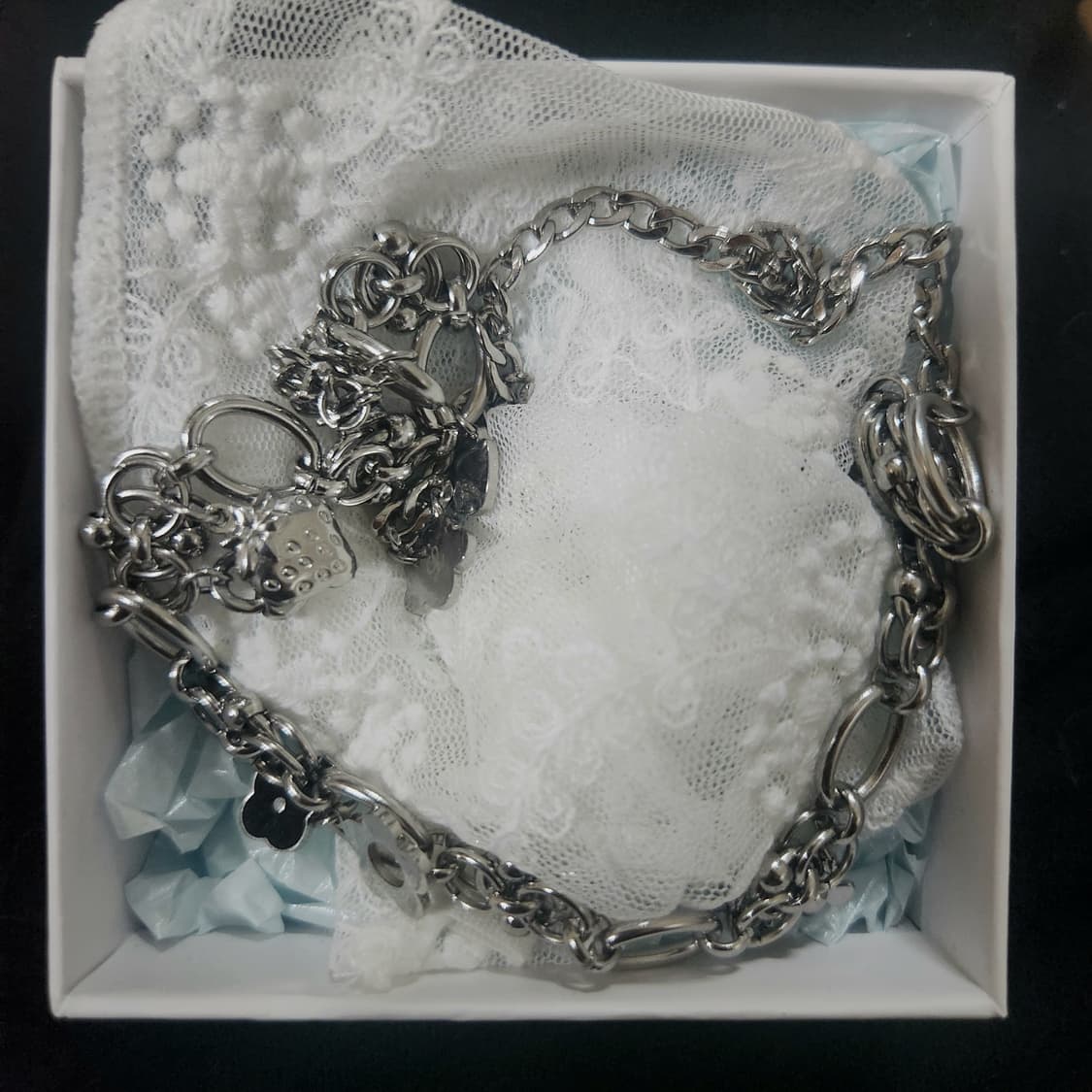 다인리 black flower necklace 블랙 플라워 목걸이 상품이미지2