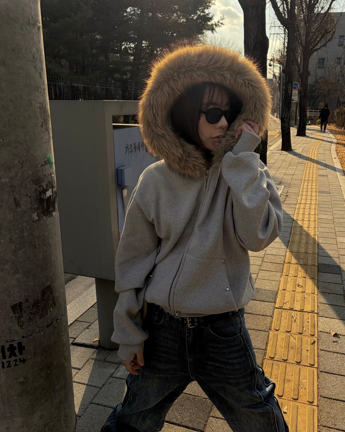 [unisex] 섀도우 스터드 라쿤퍼 후드집업 상품이미지3