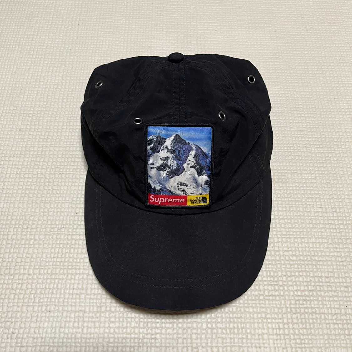 슈프림 x 노스페이스 마운틴 설산 6패널 캡 블랙 상품이미지1